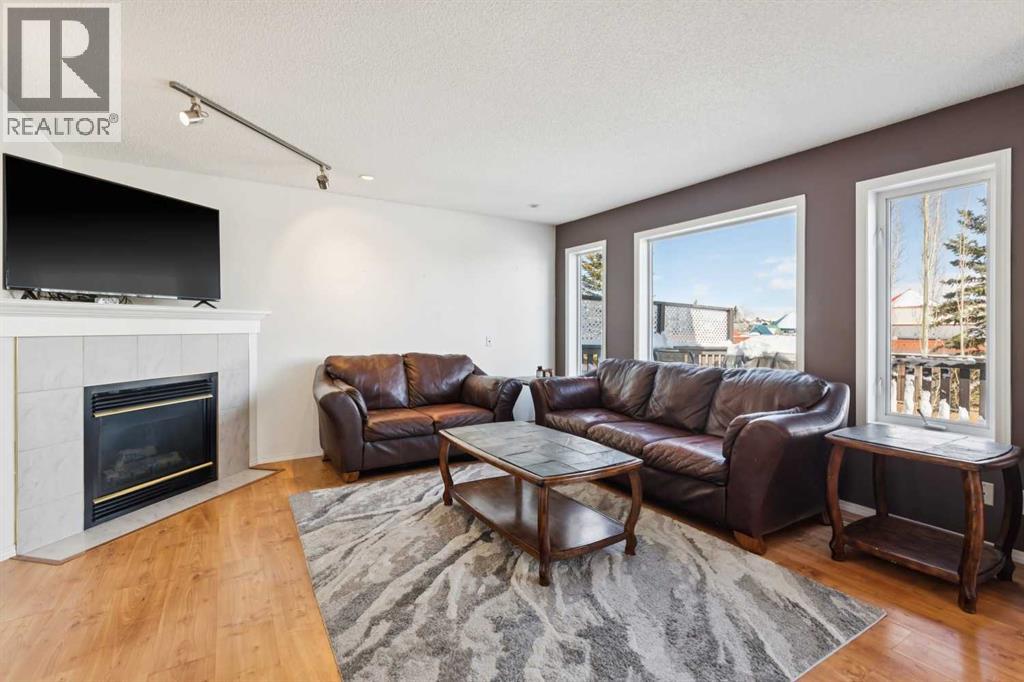 18 Bridlewood Way Sw, Calgary, Alberta  T2Y 3R5 - Photo 13 - A2303884