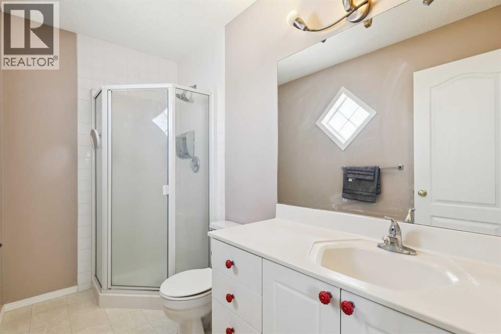 18 Bridlewood Way Sw, Calgary, Alberta  T2Y 3R5 - Photo 21 - A2303884