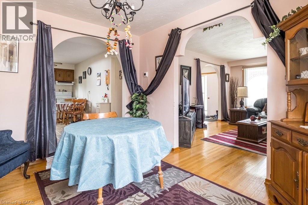 2 Village Drive, Hamilton, Ontario  L8E 3M8 - Photo 14 - 40823636