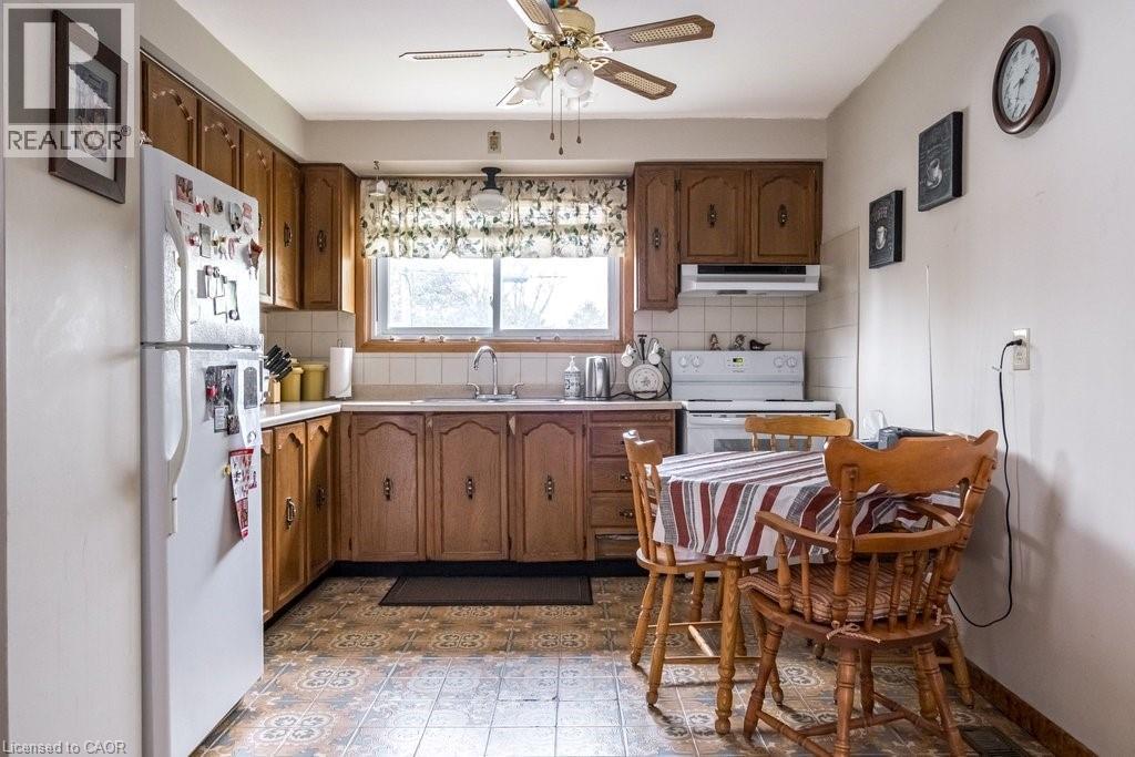 2 Village Drive, Hamilton, Ontario  L8E 3M8 - Photo 15 - 40823636