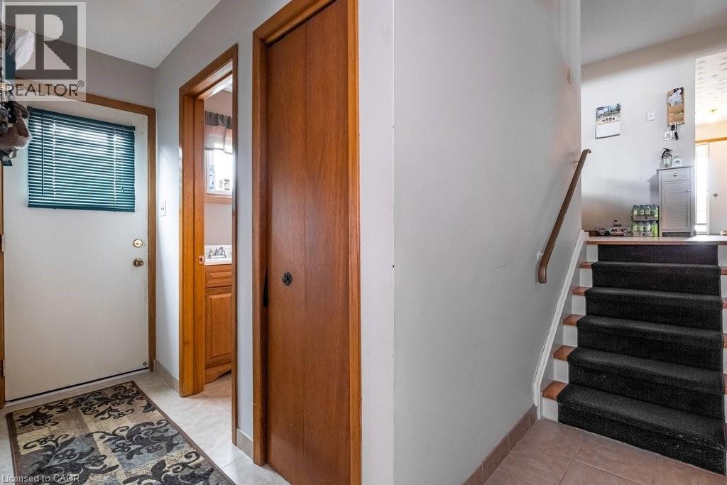 2 Village Drive, Hamilton, Ontario  L8E 3M8 - Photo 28 - 40823636