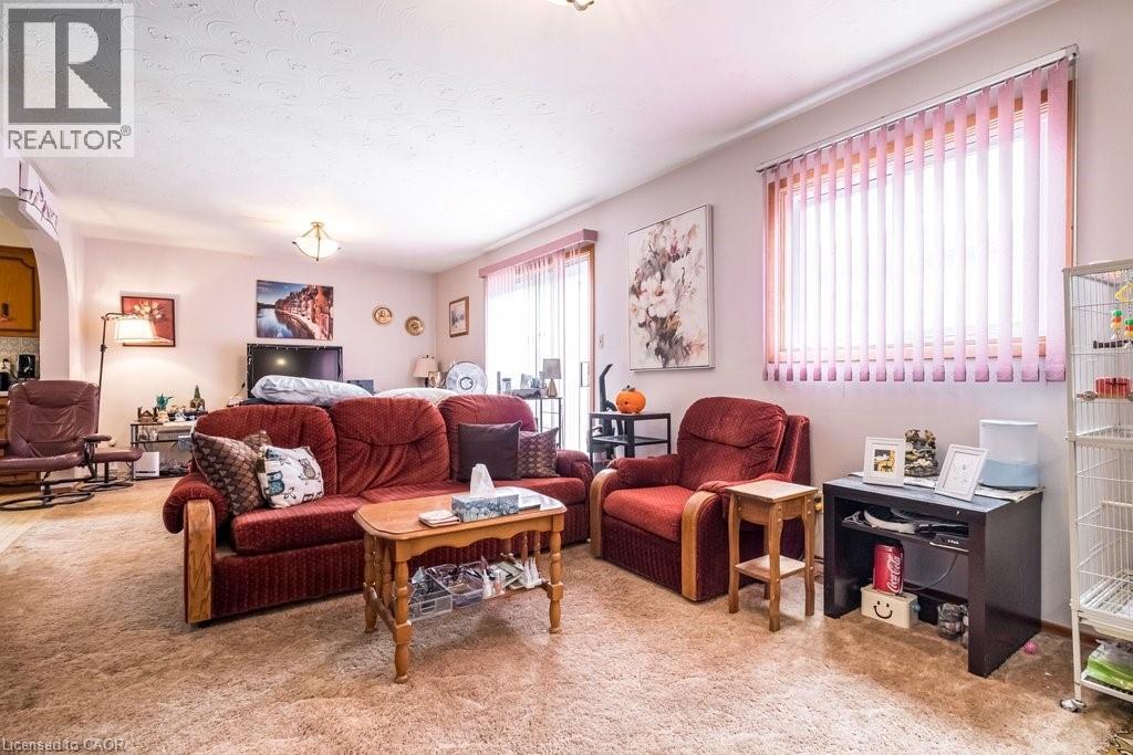 2 Village Drive, Hamilton, Ontario  L8E 3M8 - Photo 32 - 40823636