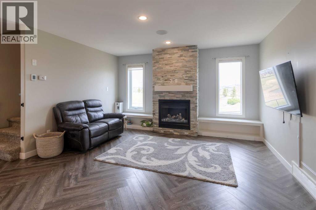 541 Aquitania Boulevard W, Lethbridge, Alberta  T1J 5G7 - Photo 14 - A2272884