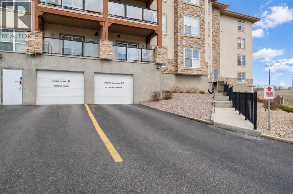 227, 201 River Ridge Drive Nw, Medicine Hat, Alberta  T1A 8V5 - Photo 2 - A2300347