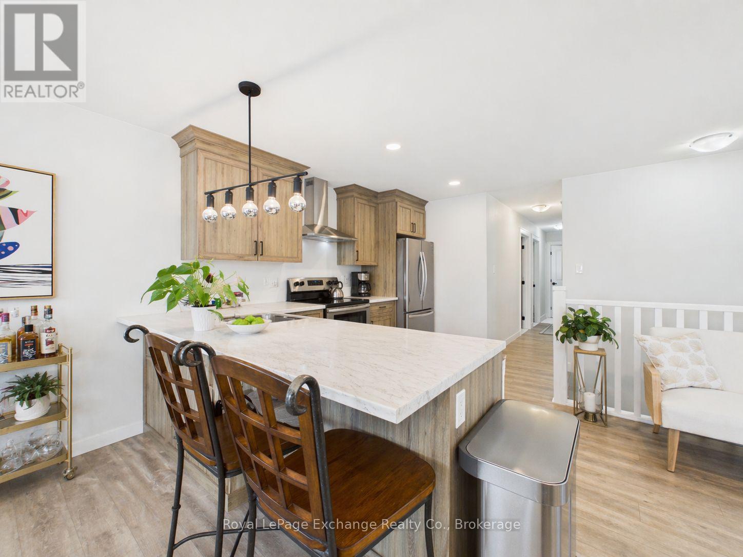 966a Charles Street, Kincardine, Ontario  N2Z 2C3 - Photo 4 - X13036744