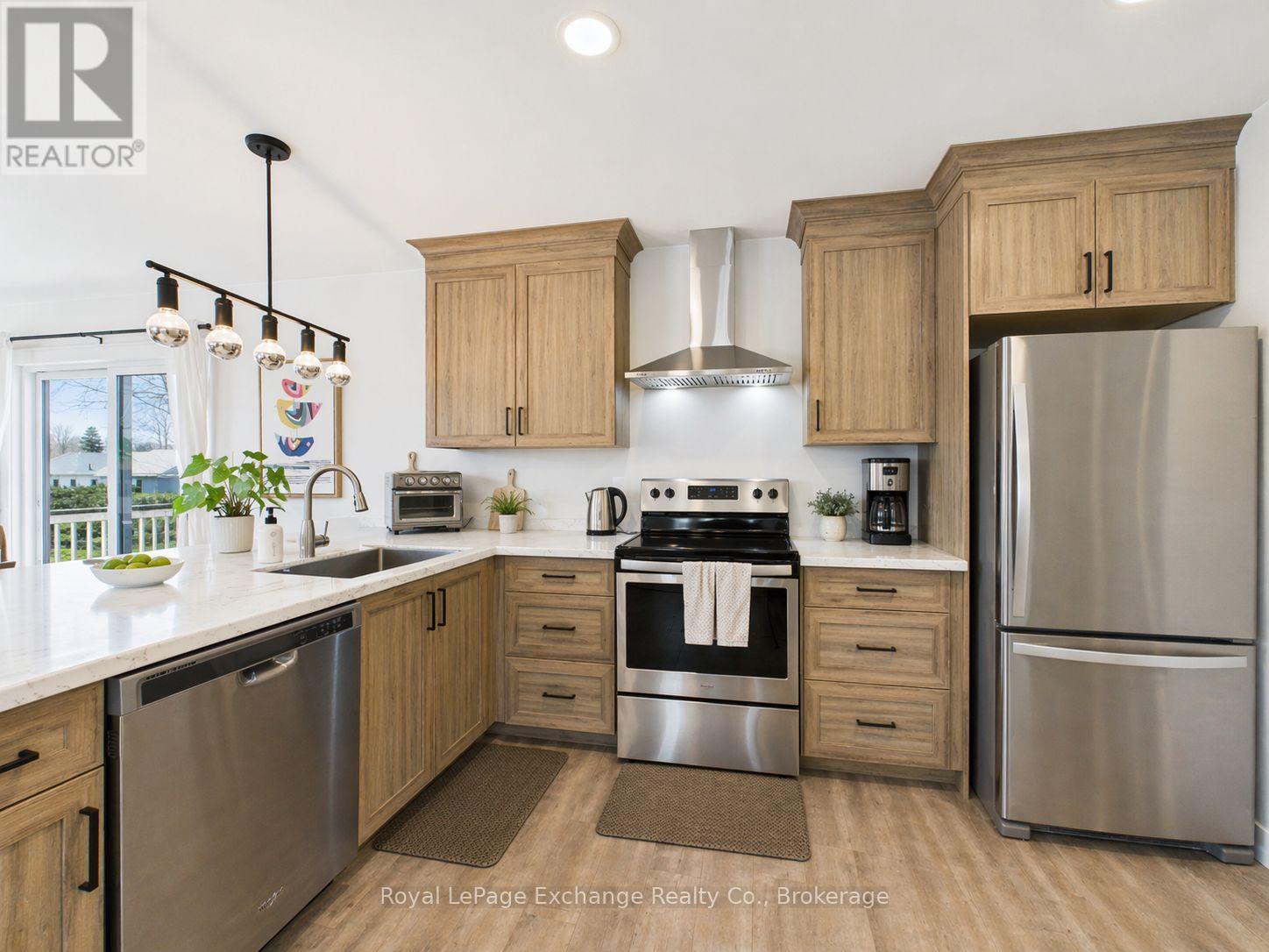 966a Charles Street, Kincardine, Ontario  N2Z 2C3 - Photo 5 - X13036744