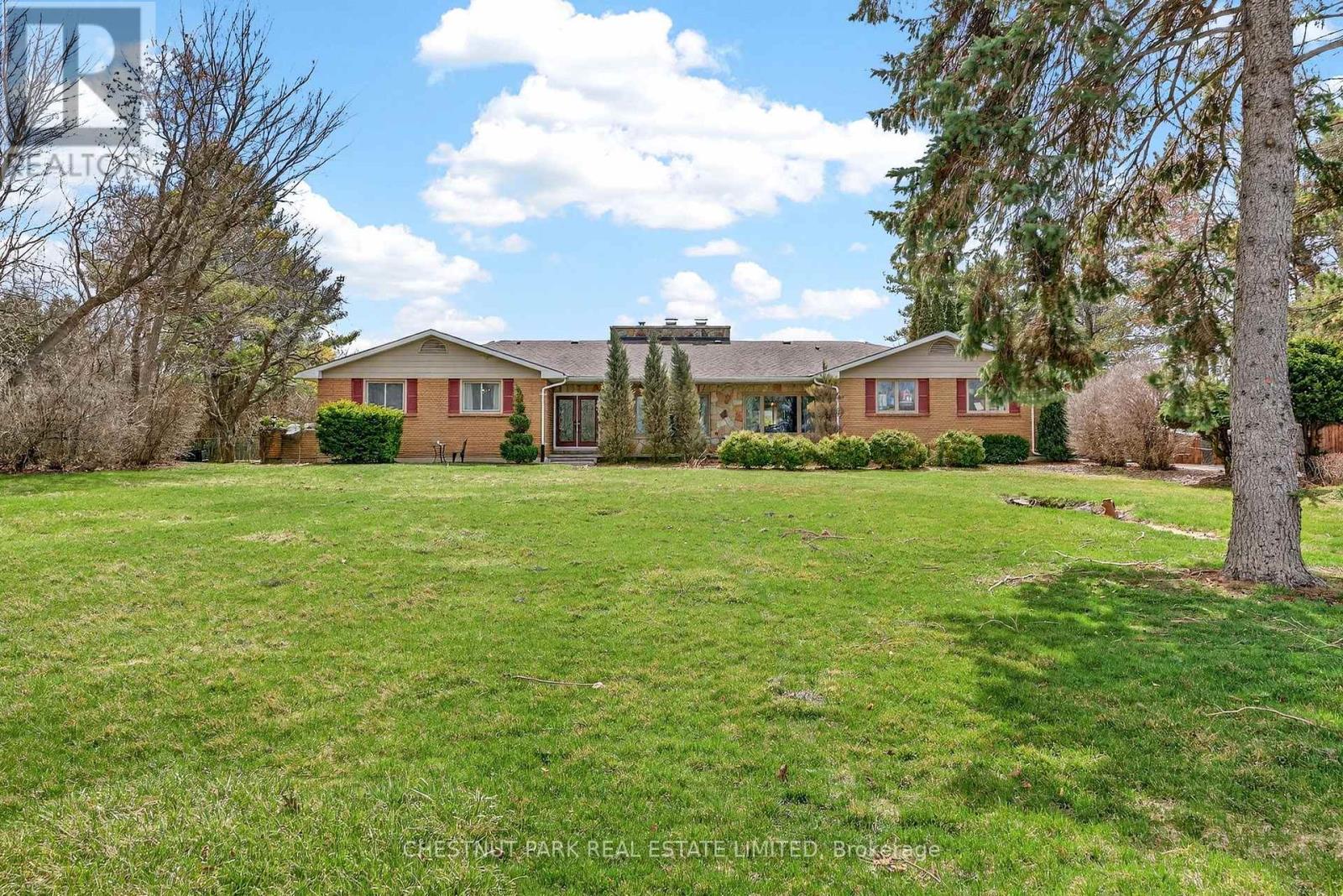 729 County Road 3, Prince Edward County (Ameliasburg Ward), Ontario  K8N 4Z1 - Photo 3 - X13036750