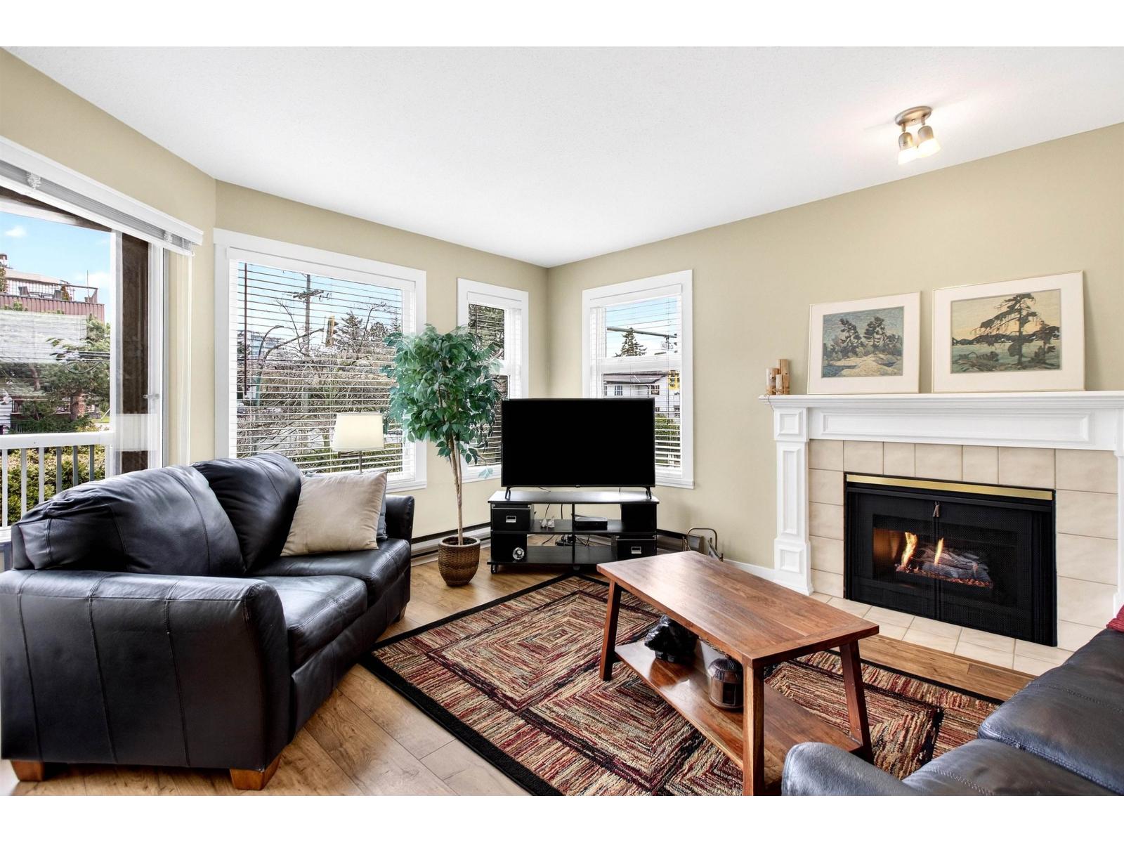 205 15035 Thrift Avenue, White Rock, British Columbia  V4B 2K2 - Photo 6 - R3114683