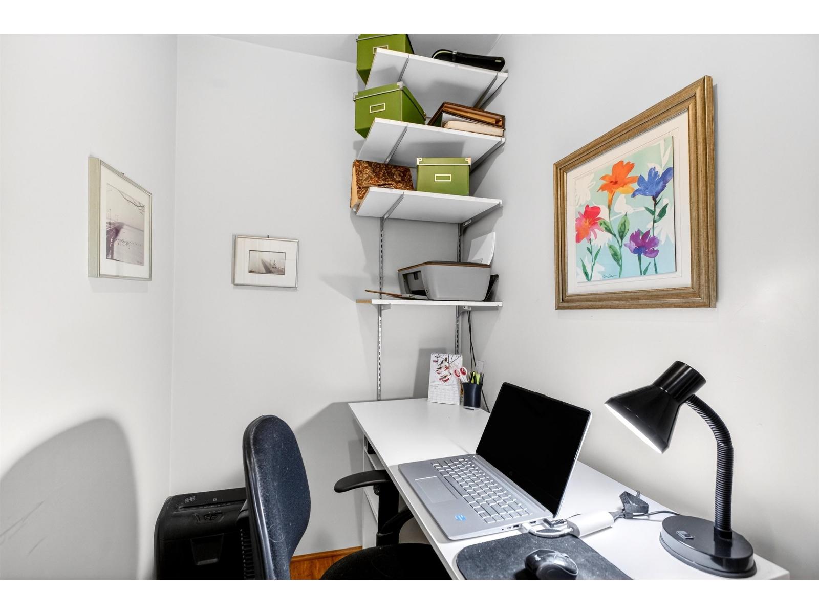 205 15035 Thrift Avenue, White Rock, British Columbia  V4B 2K2 - Photo 23 - R3114683