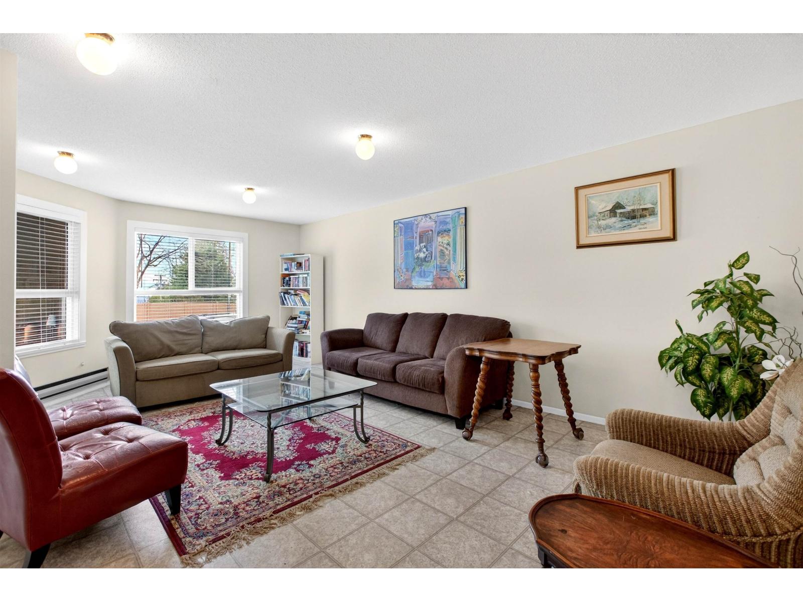 205 15035 Thrift Avenue, White Rock, British Columbia  V4B 2K2 - Photo 31 - R3114683