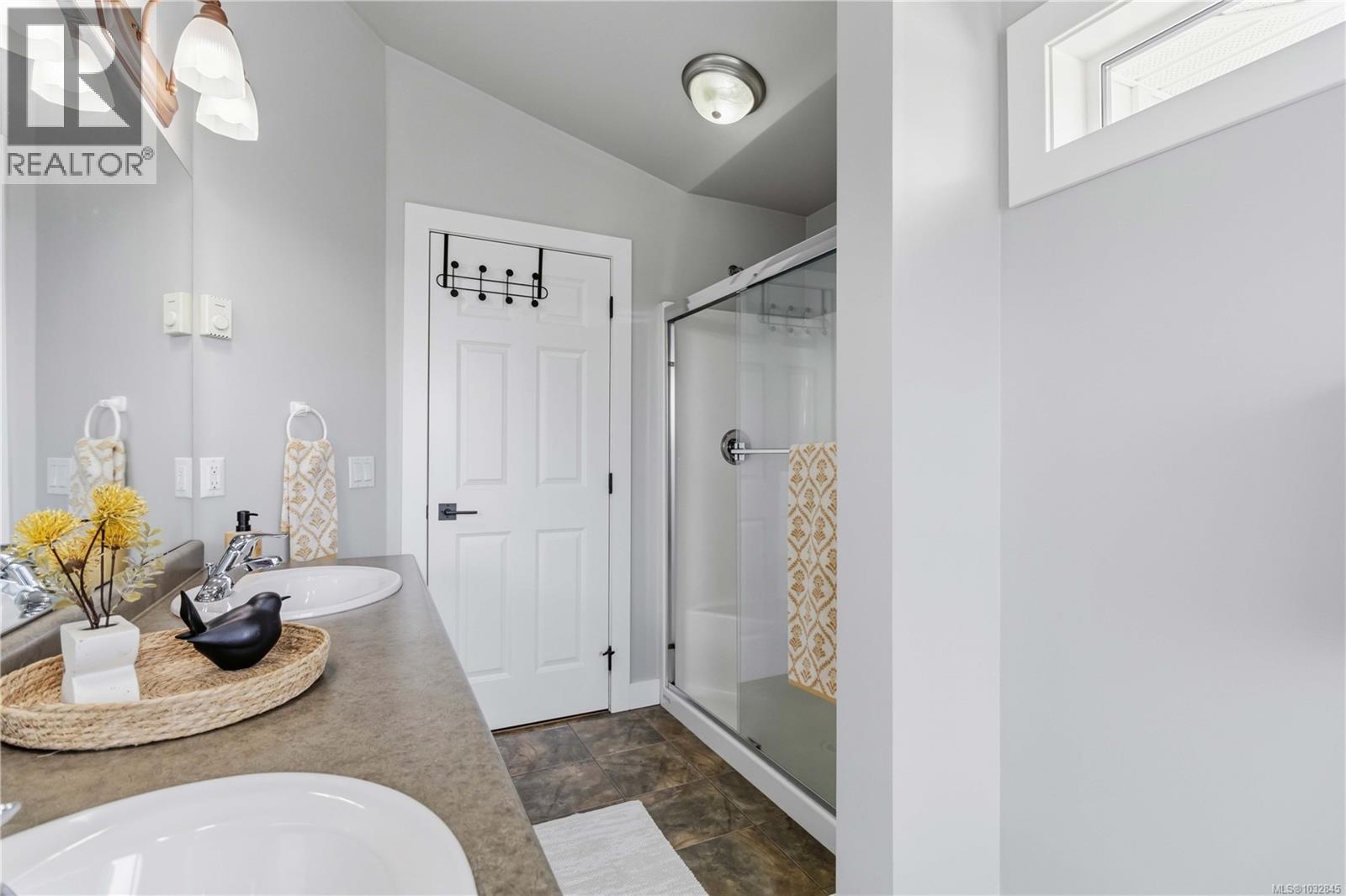 77 View Royal Ave, View Royal, British Columbia  V9B 1A6 - Photo 30 - 1032845