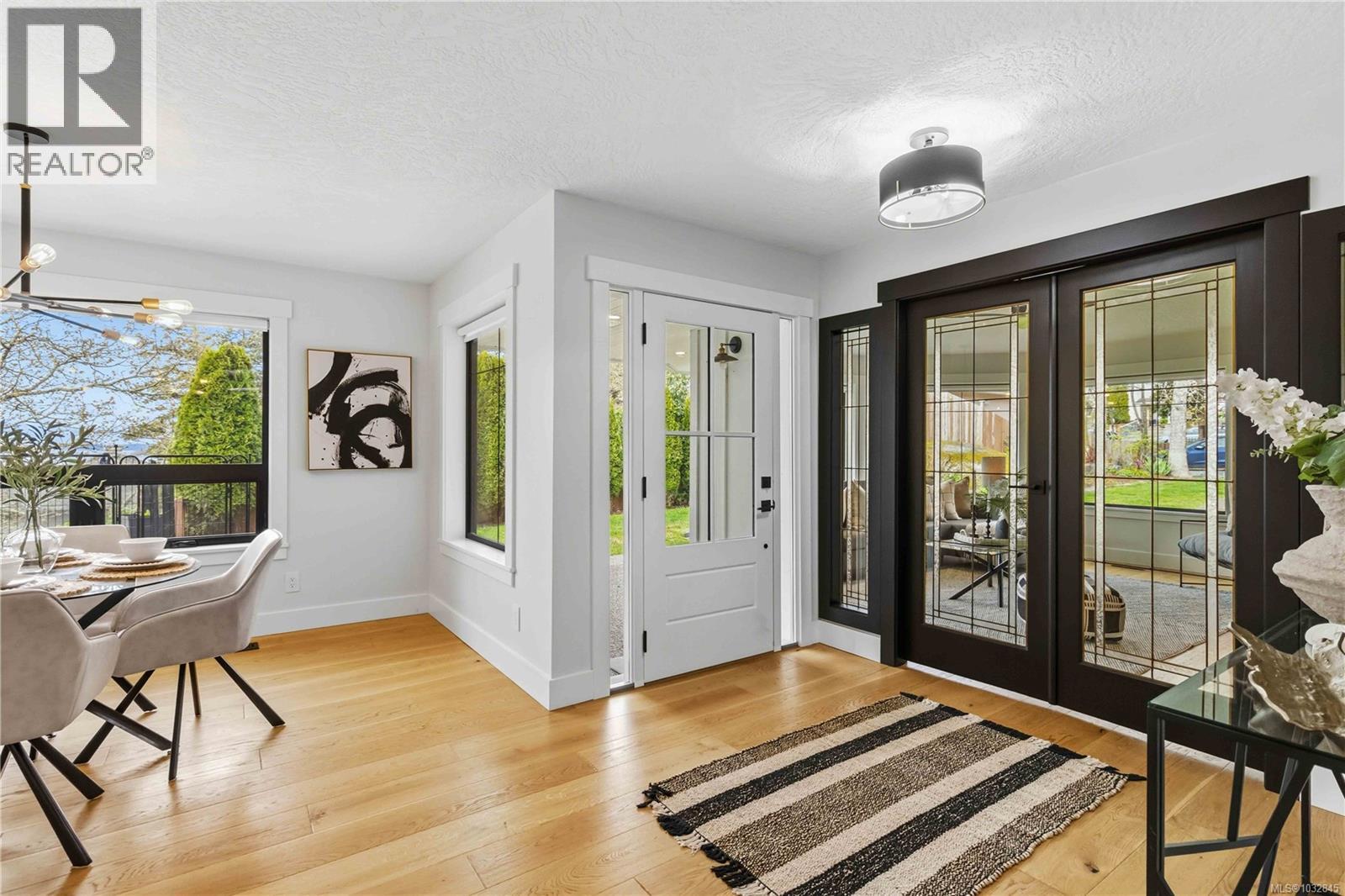 77 View Royal Ave, View Royal, British Columbia  V9B 1A6 - Photo 6 - 1032845