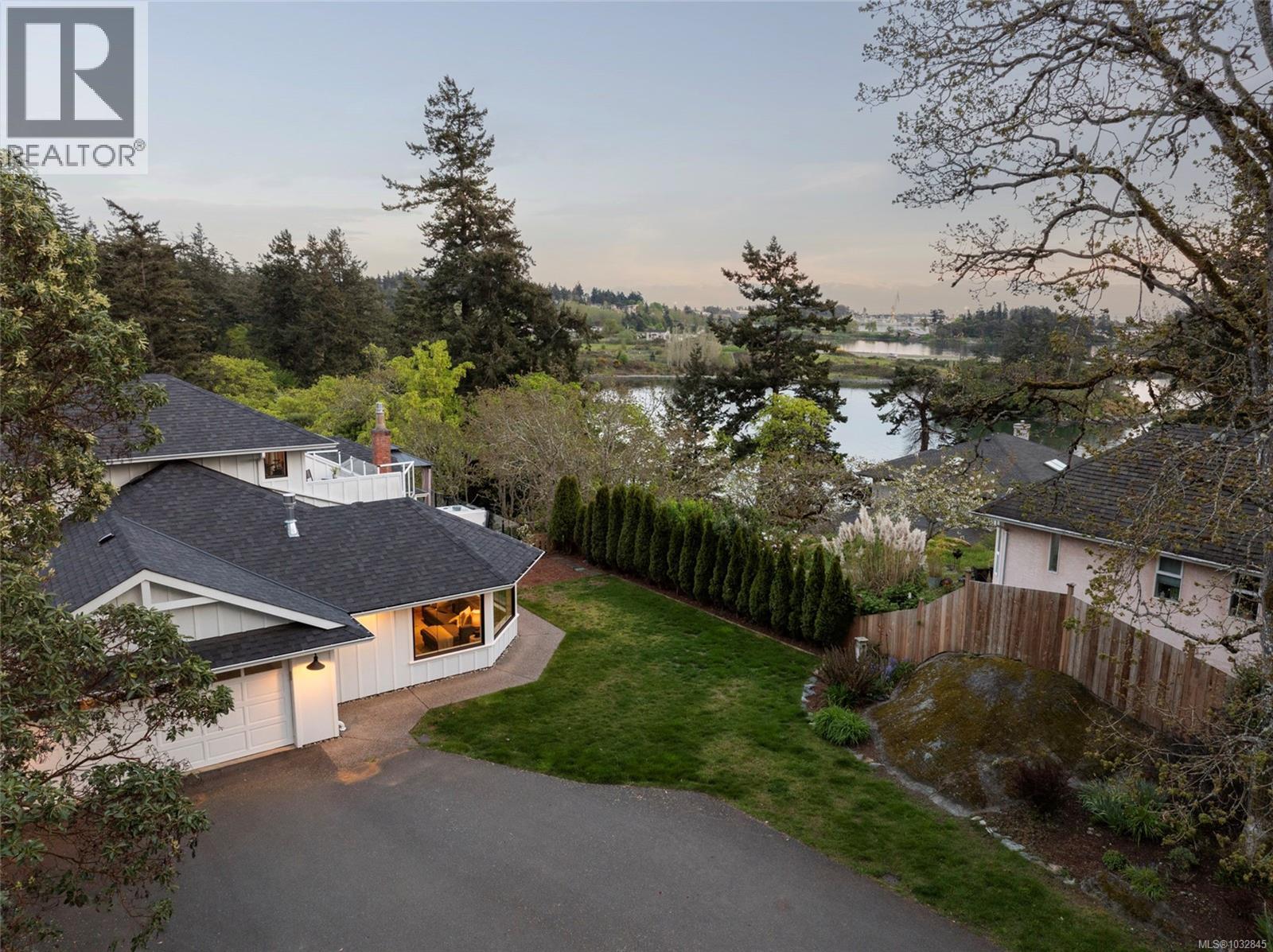 77 View Royal Ave, View Royal, British Columbia  V9B 1A6 - Photo 68 - 1032845