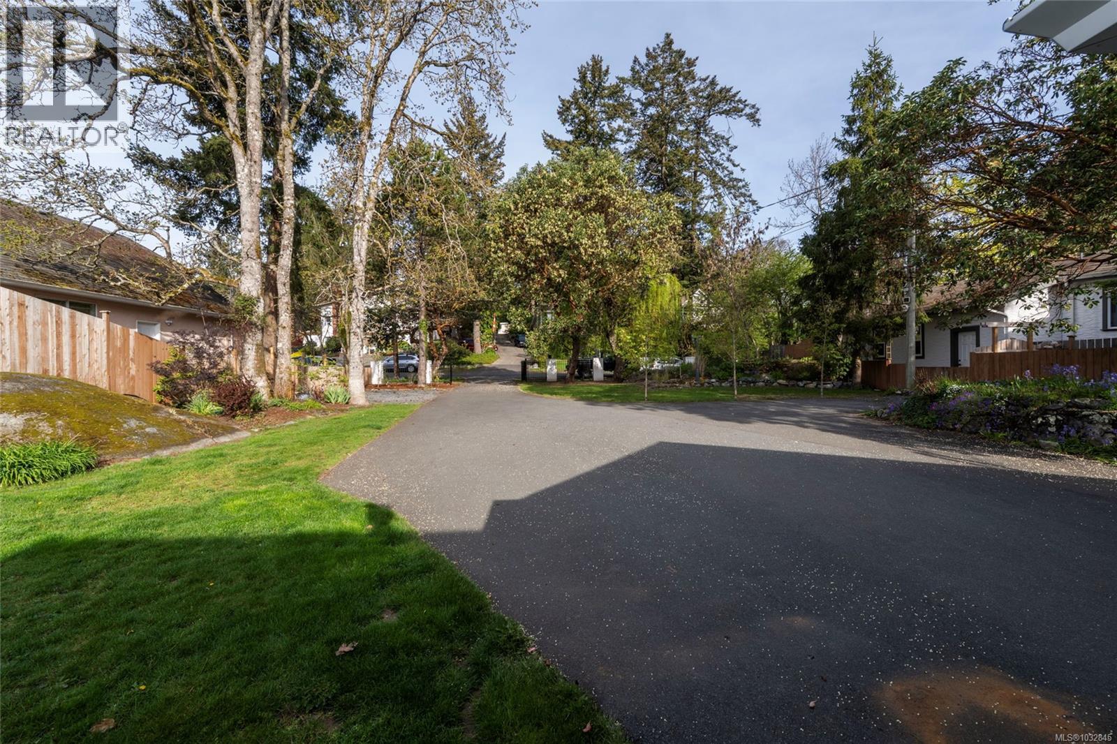 77 View Royal Ave, View Royal, British Columbia  V9B 1A6 - Photo 70 - 1032845