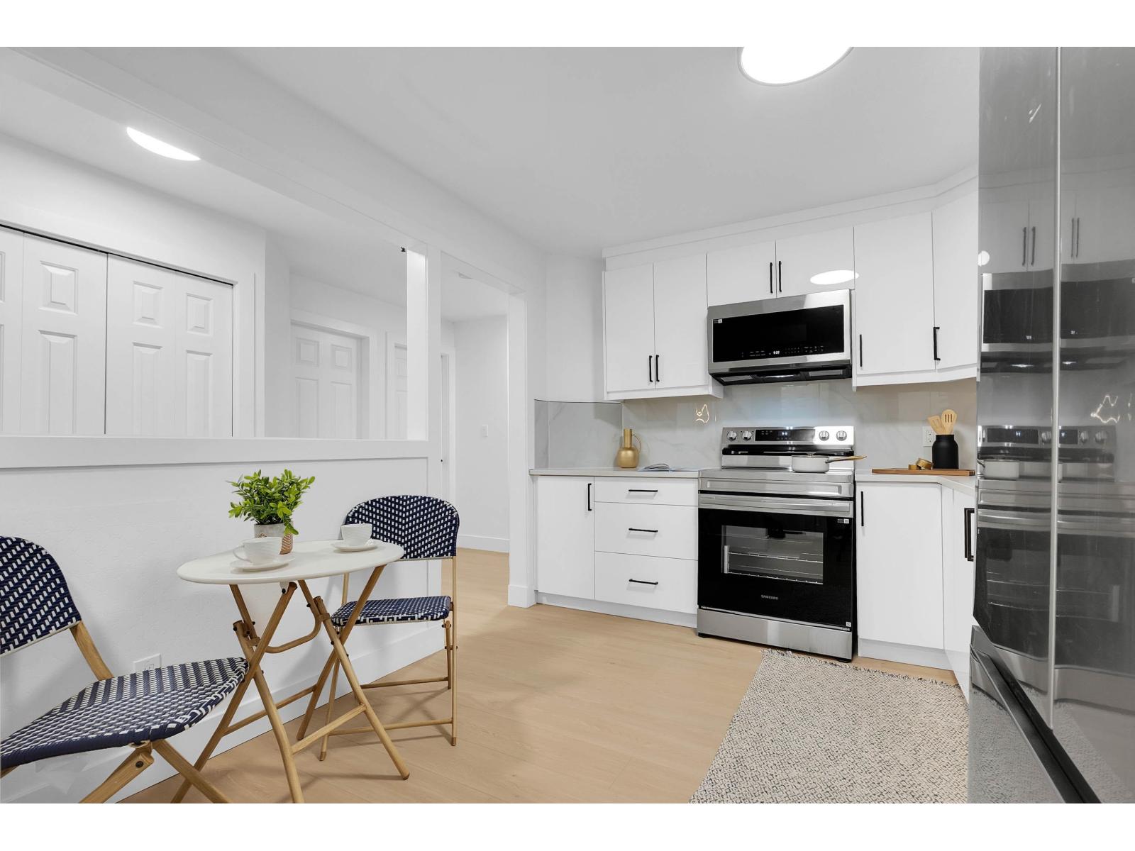 219 5710 201 Street, Langley, British Columbia  V3A 8A8 - Photo 3 - R3114680