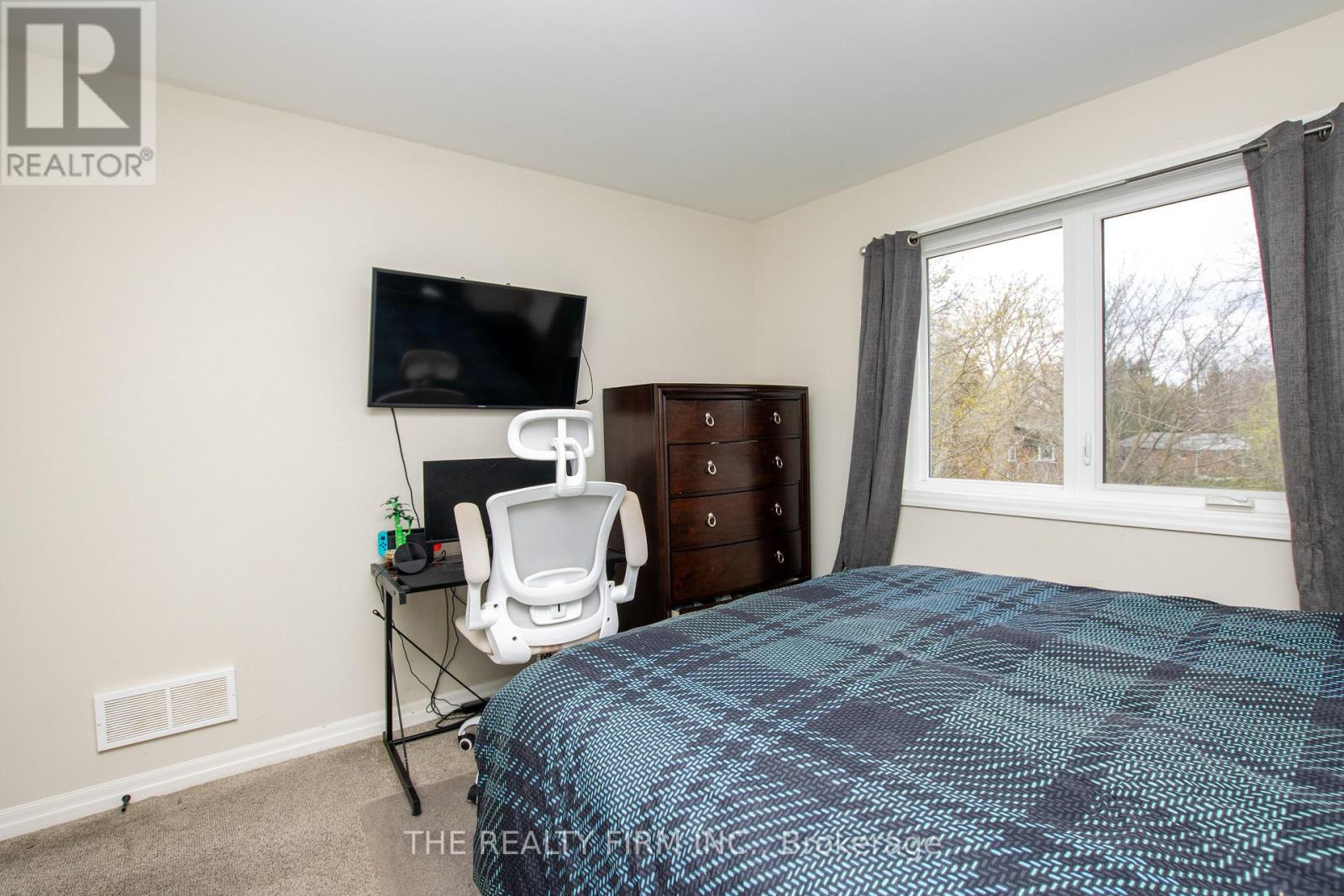 279 Oak Street, Lucan Biddulph, Ontario  N0M 2J0 - Photo 23 - X13036696