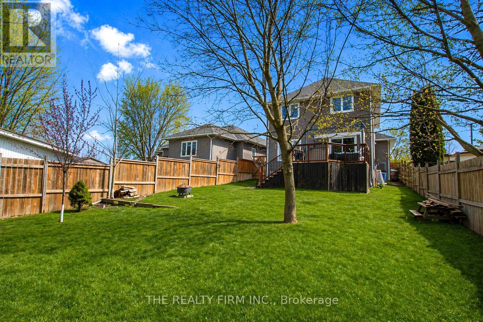 279 Oak Street, Lucan Biddulph, Ontario  N0M 2J0 - Photo 33 - X13036696