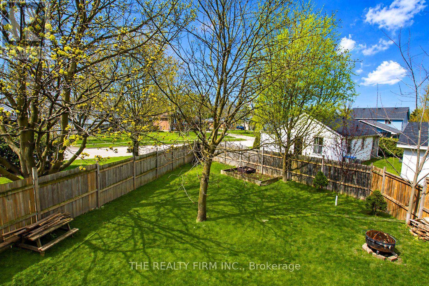 279 Oak Street, Lucan Biddulph, Ontario  N0M 2J0 - Photo 35 - X13036696