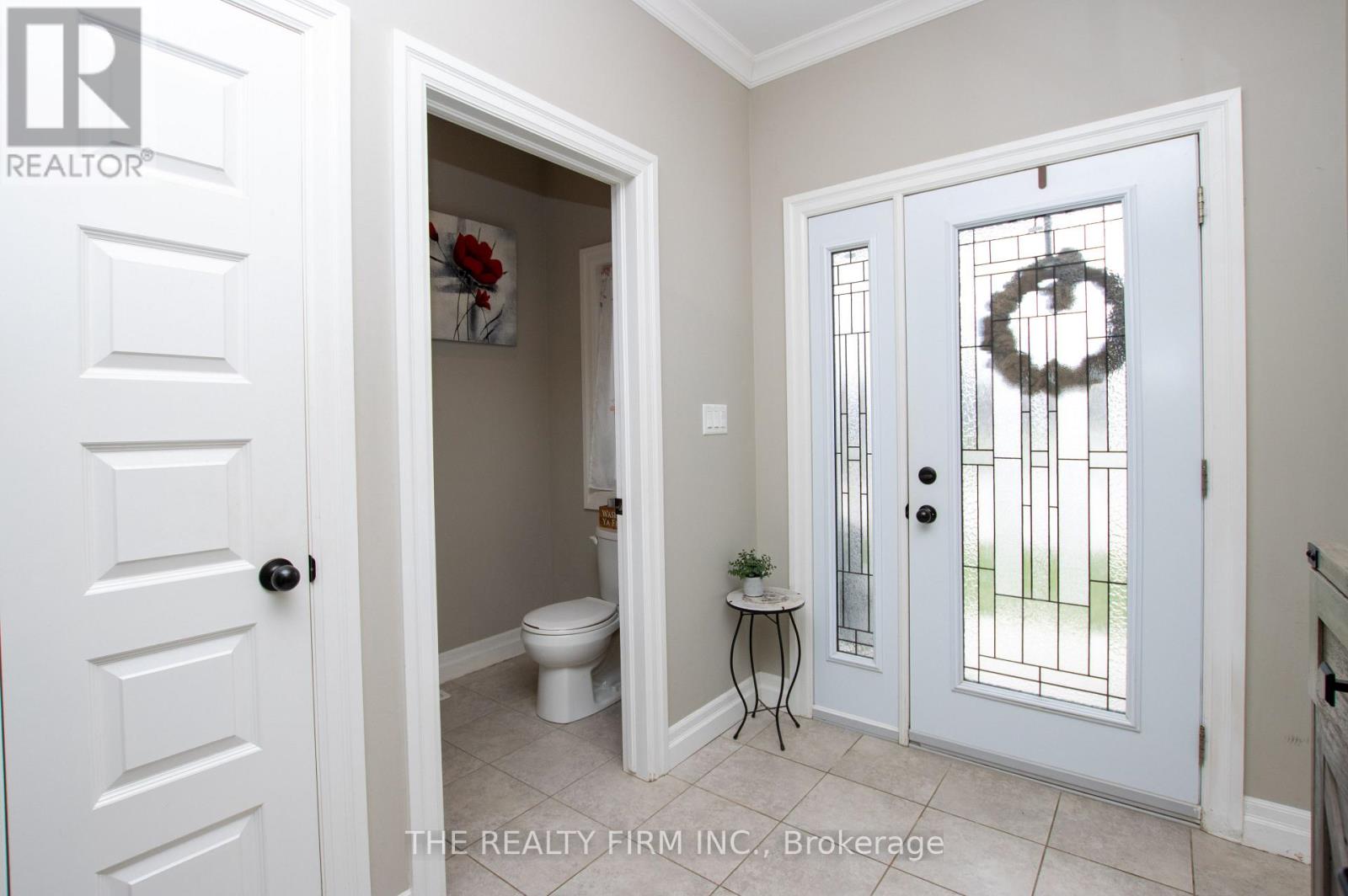 279 Oak Street, Lucan Biddulph, Ontario  N0M 2J0 - Photo 5 - X13036696