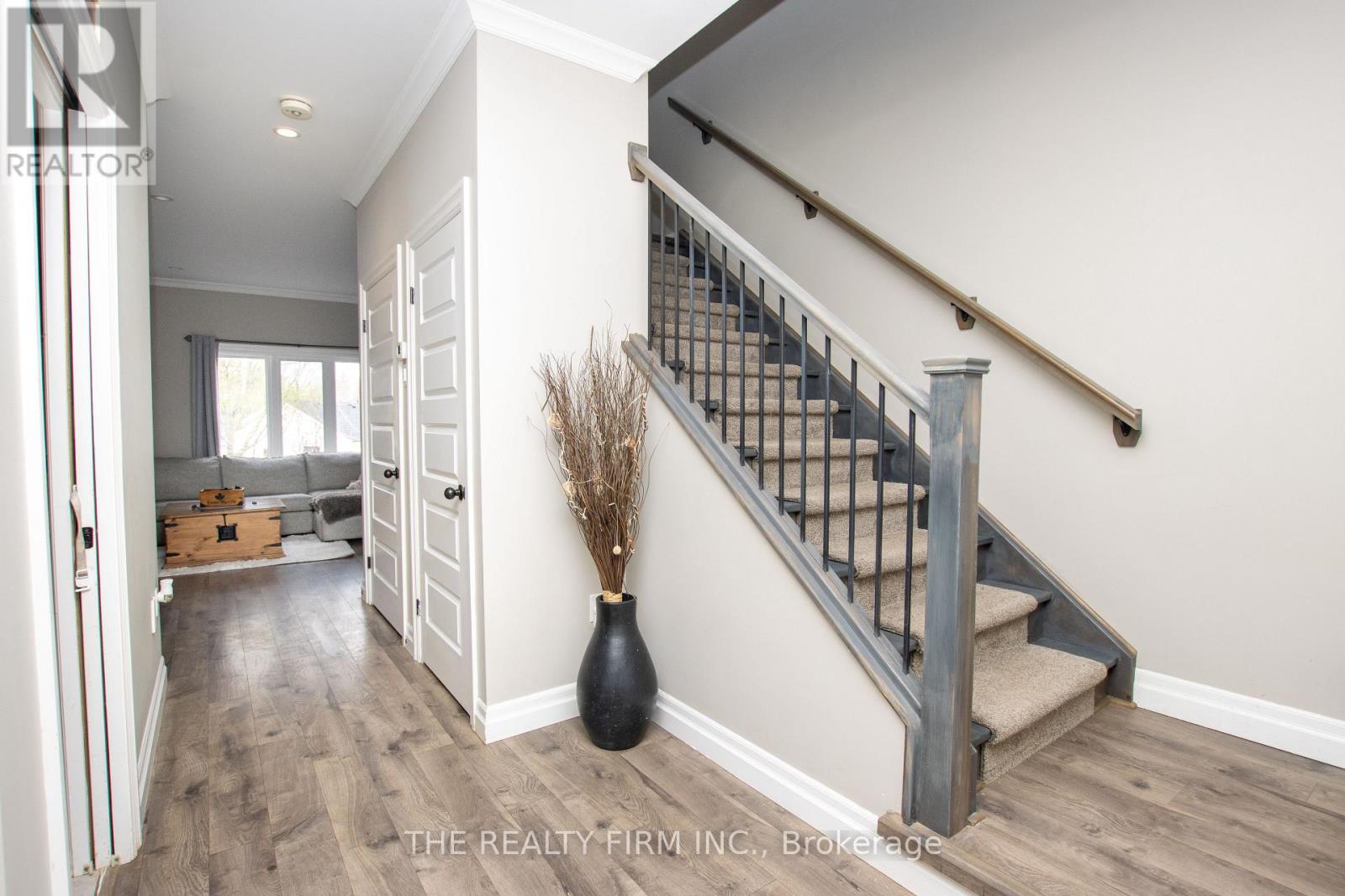 279 Oak Street, Lucan Biddulph, Ontario  N0M 2J0 - Photo 6 - X13036696