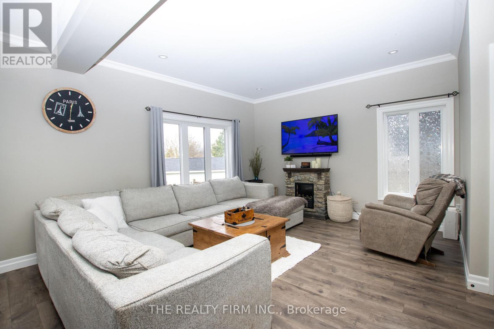 279 Oak Street, Lucan Biddulph, Ontario  N0M 2J0 - Photo 8 - X13036696