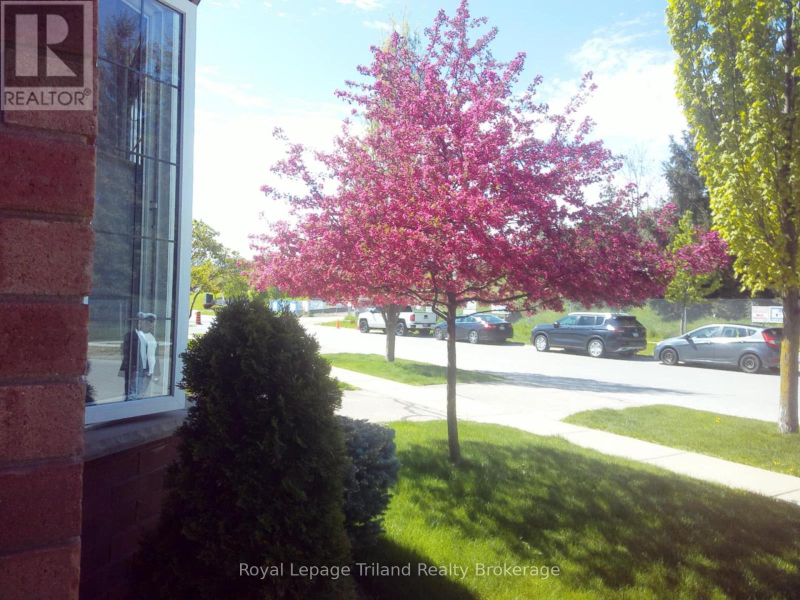 2 - 153 Ferguson Drive, Woodstock, Ontario  N4V 1H4 - Photo 34 - X12749916