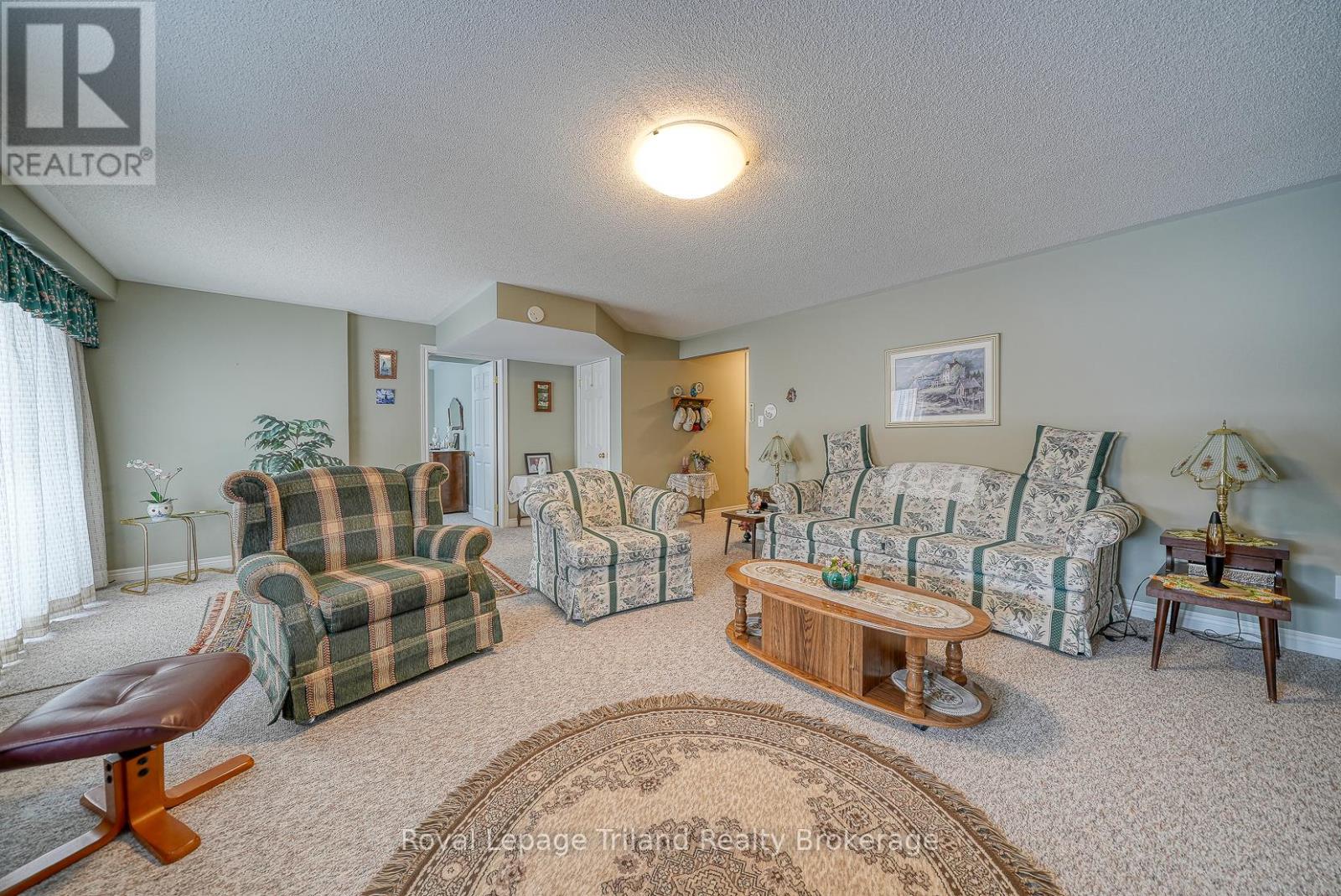 2 - 153 Ferguson Drive, Woodstock, Ontario  N4V 1H4 - Photo 28 - X12749916