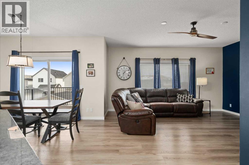 160 Reunion Grove NW, Airdrie, Alberta  T4B 0Z3 - Photo 13 - A2298726