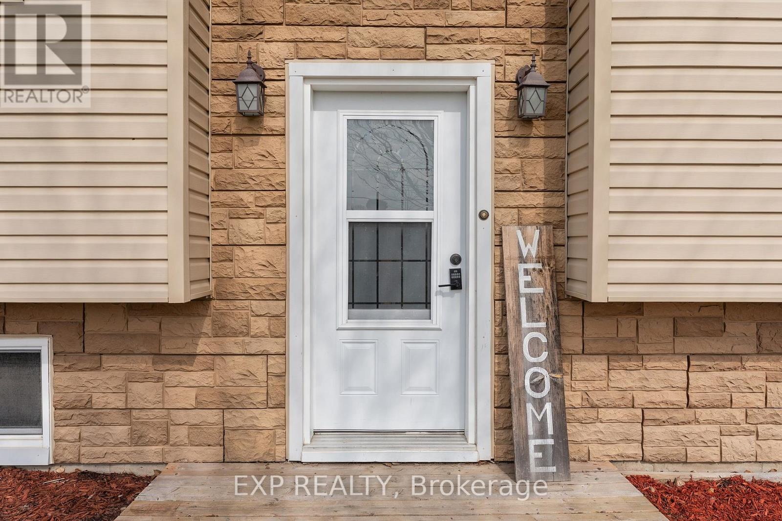 1629 White Lake Road, Mcnab/braeside, Ontario  K7S 3G9 - Photo 4 - X13036714