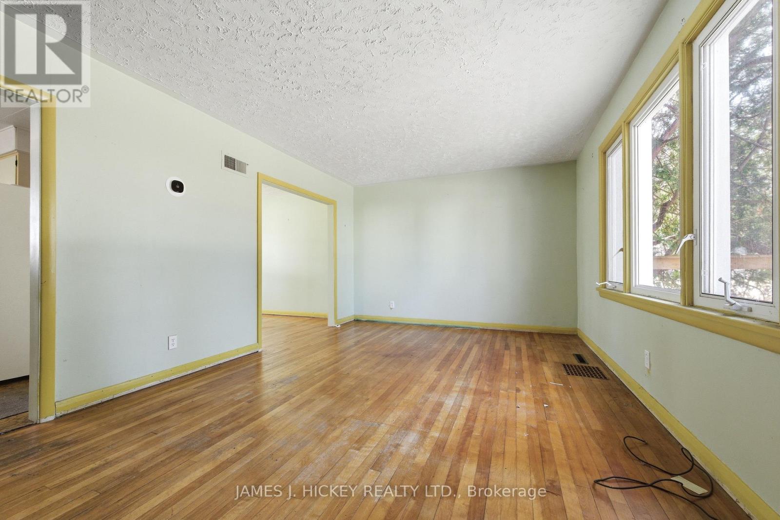 34 Faraday Crescent, Deep River, Ontario  K0J 1P0 - Photo 3 - X13036804