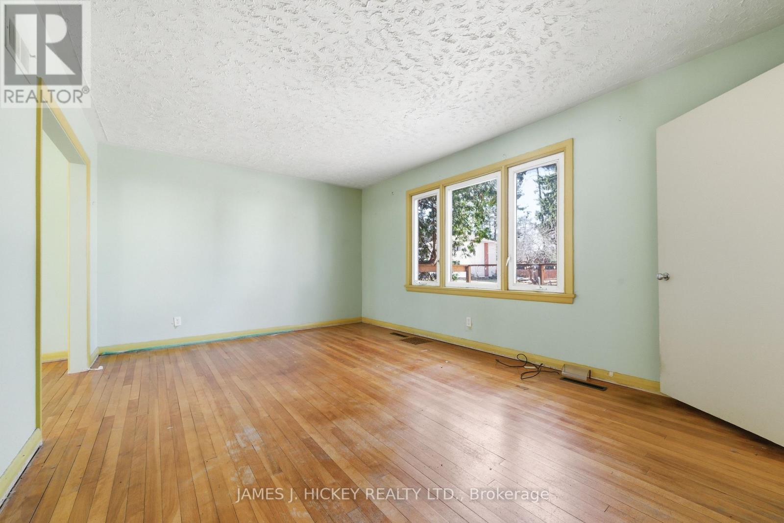 34 Faraday Crescent, Deep River, Ontario  K0J 1P0 - Photo 5 - X13036804