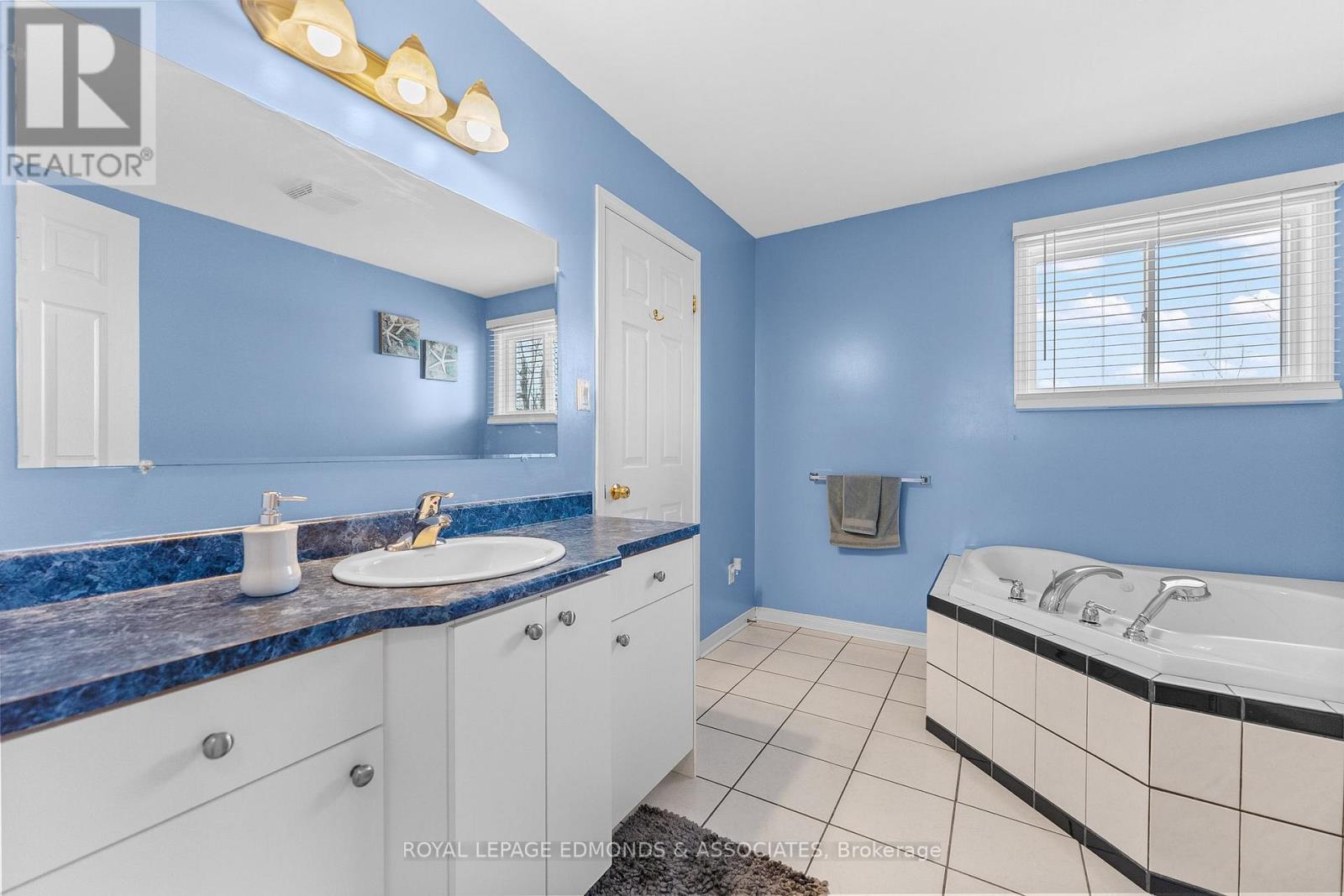 8 Gerald Avenue, Petawawa, Ontario  K8H 2Y3 - Photo 22 - X13036814