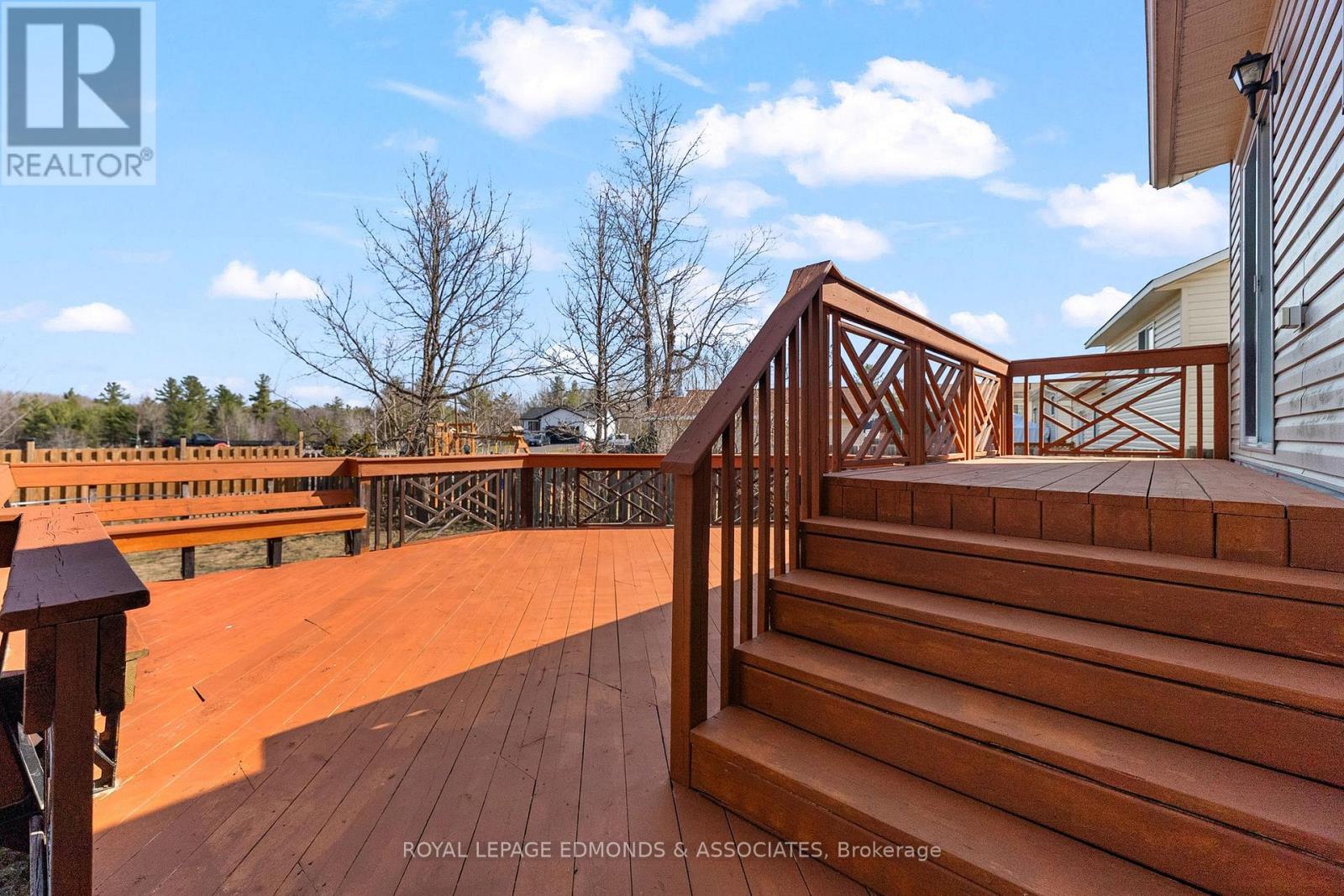 8 Gerald Avenue, Petawawa, Ontario  K8H 2Y3 - Photo 38 - X13036814