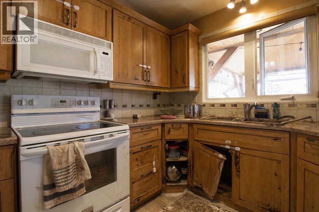 131 Templewood Road Ne, Calgary, Alberta  T1Y 4B1 - Photo 3 - A2304462