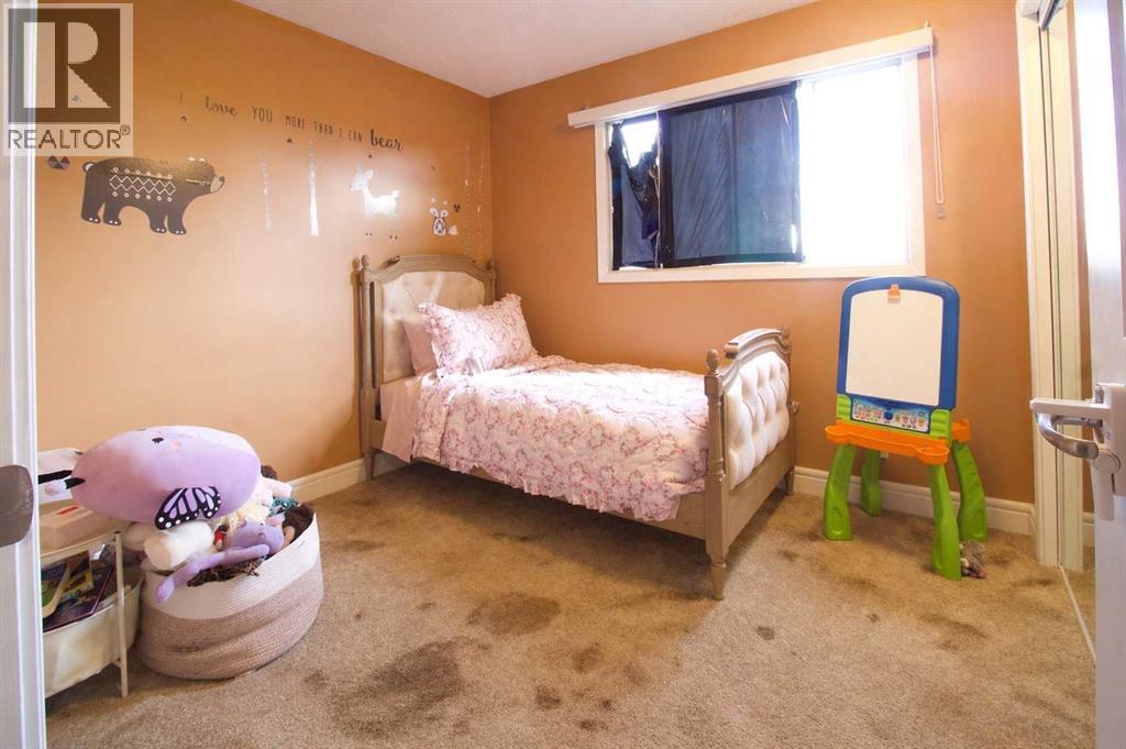 131 Templewood Road Ne, Calgary, Alberta  T1Y 4B1 - Photo 12 - A2304462