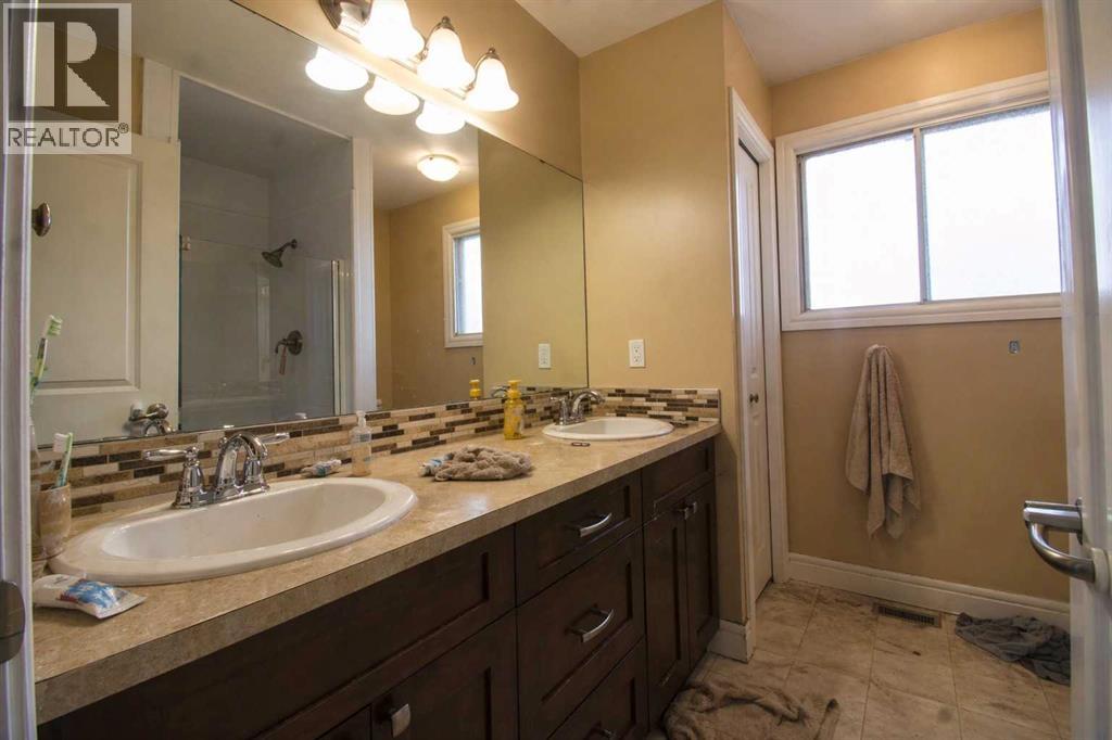 131 Templewood Road Ne, Calgary, Alberta  T1Y 4B1 - Photo 10 - A2304462