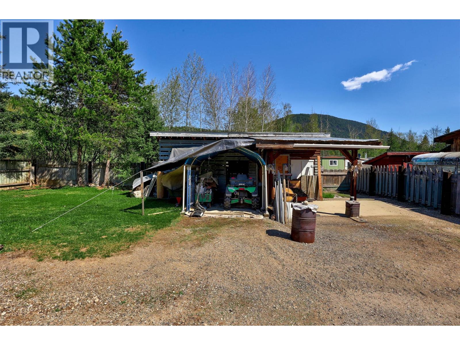 1029 Raft River Road, Clearwater, British Columbia  V0E 1N1 - Photo 25 - 10371243