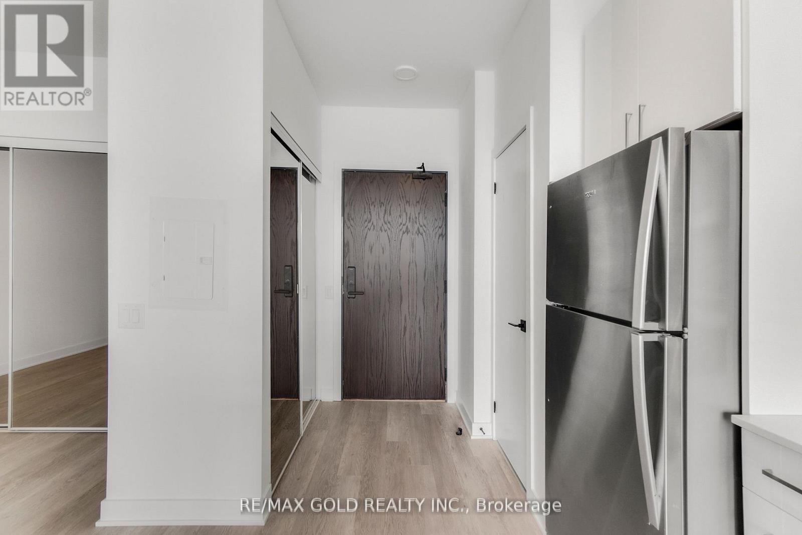 803 - 2782 Barton Street E, Hamilton, Ontario  L8E 0L3 - Photo 12 - X12950522