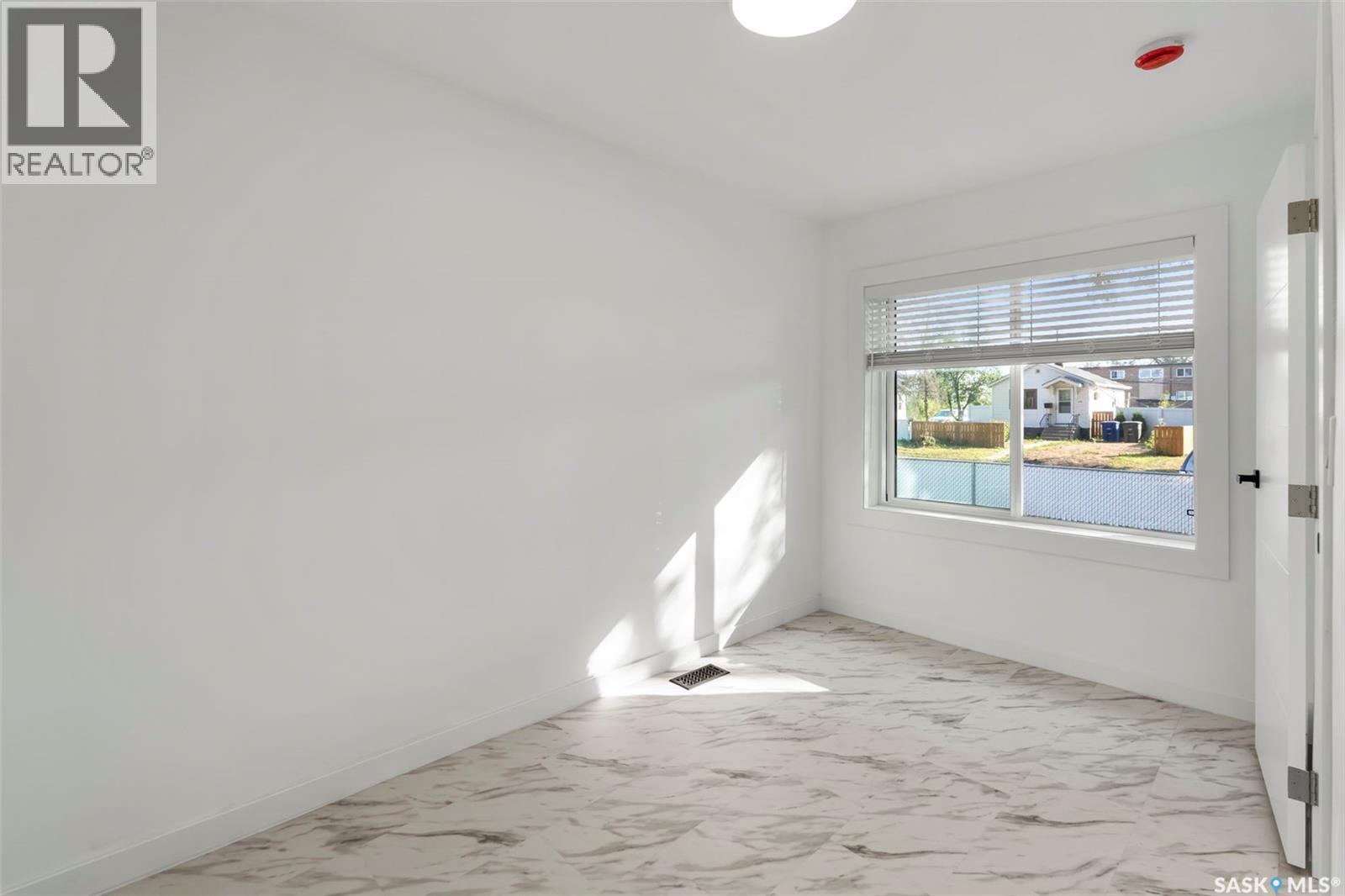 117 U Avenue S, Saskatoon, Saskatchewan  S7M 3B9 - Photo 10 - SK033768