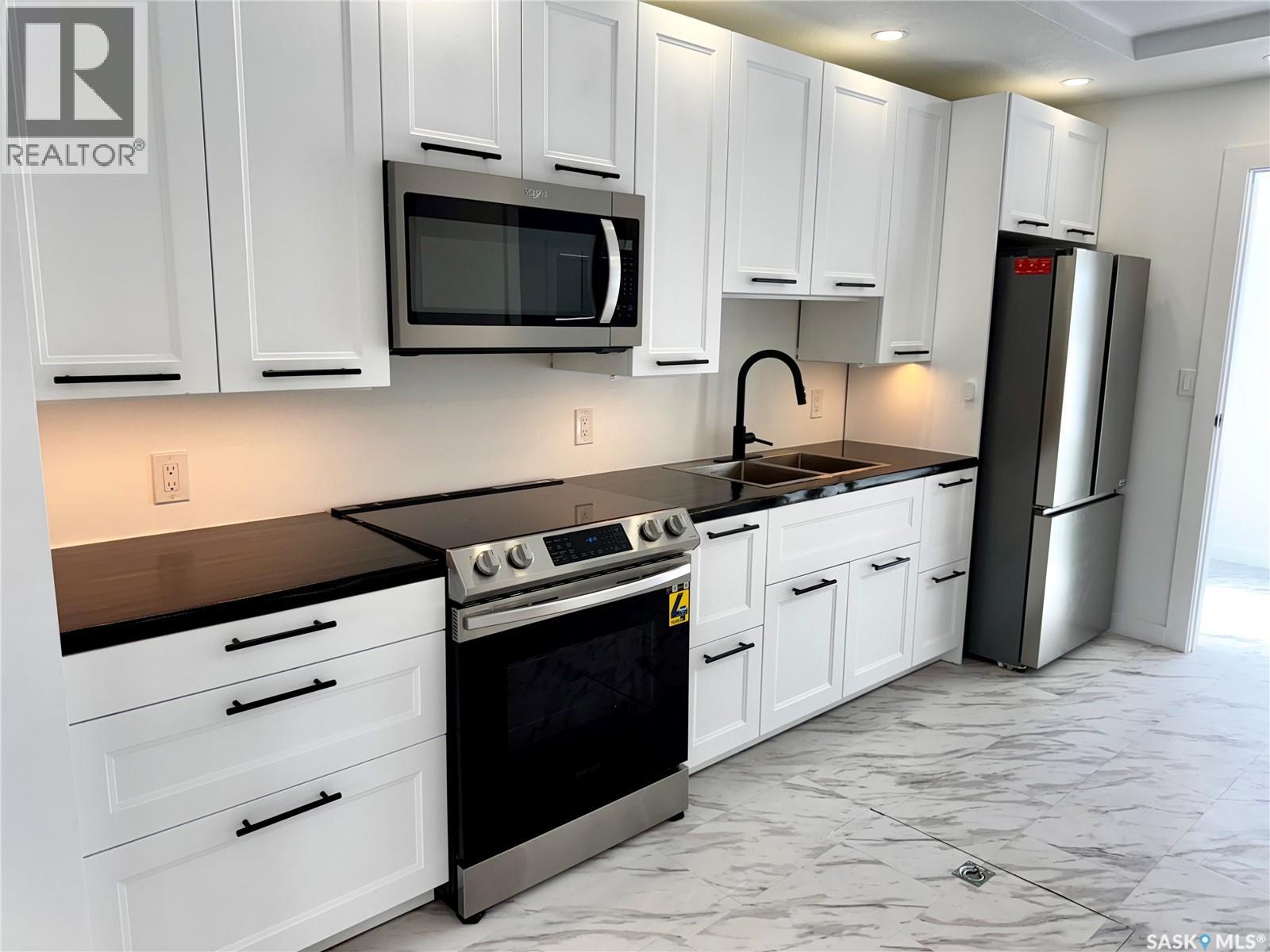 117 U Avenue S, Saskatoon, Saskatchewan  S7M 3B9 - Photo 6 - SK033768