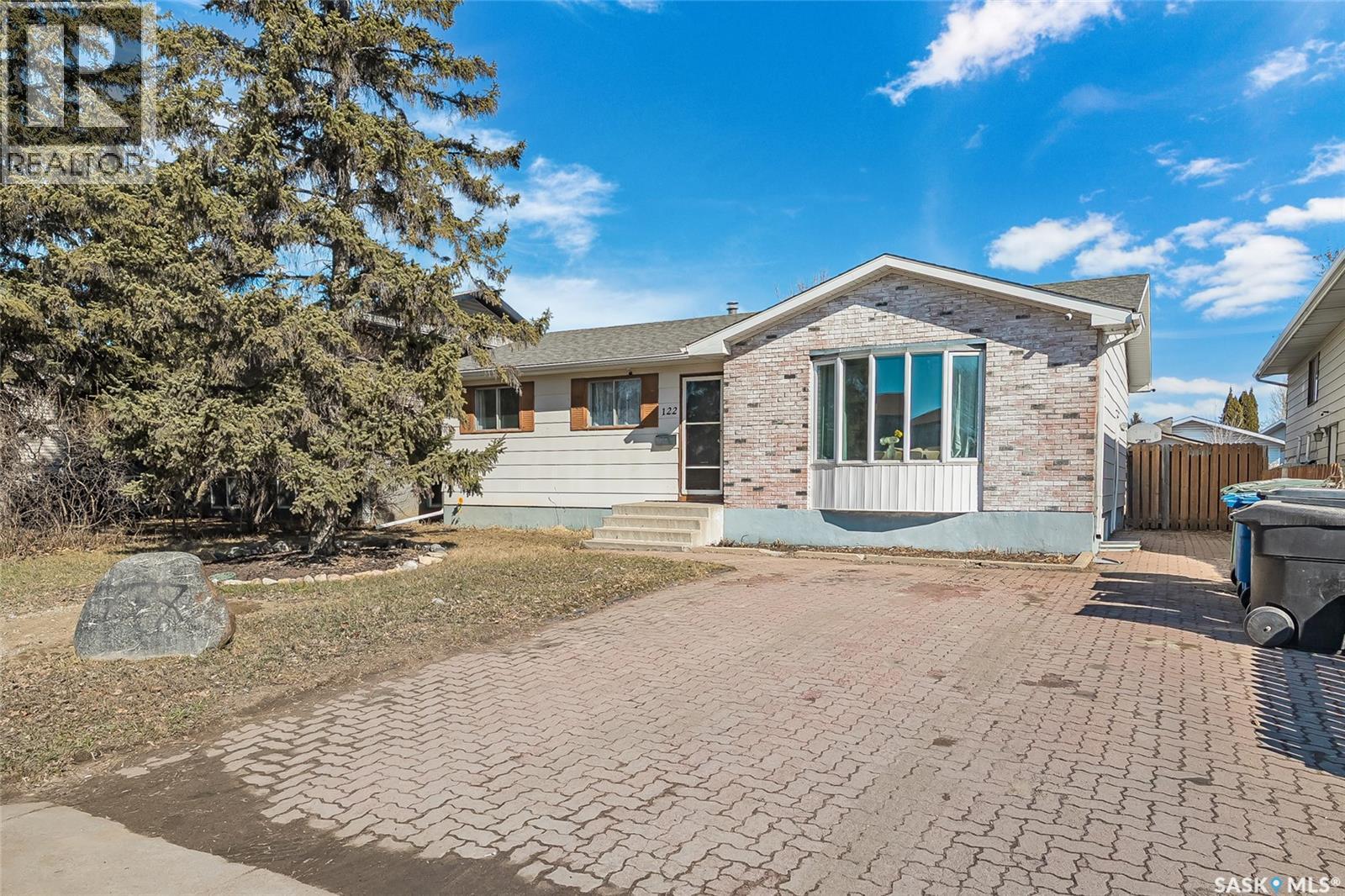 122 Clancy DRIVE, Saskatoon, Saskatchewan