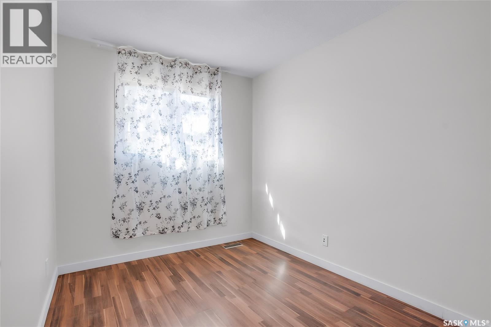 122 Clancy Drive, Saskatoon, Saskatchewan  S7M 4L2 - Photo 14 - SK033750