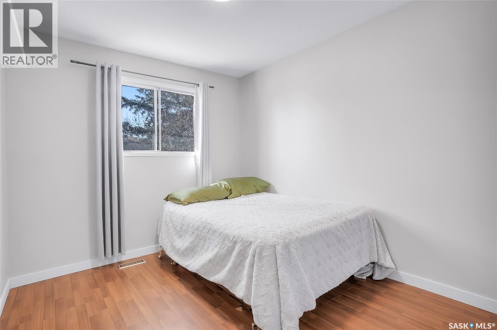 122 Clancy Drive, Saskatoon, Saskatchewan  S7M 4L2 - Photo 16 - SK033750