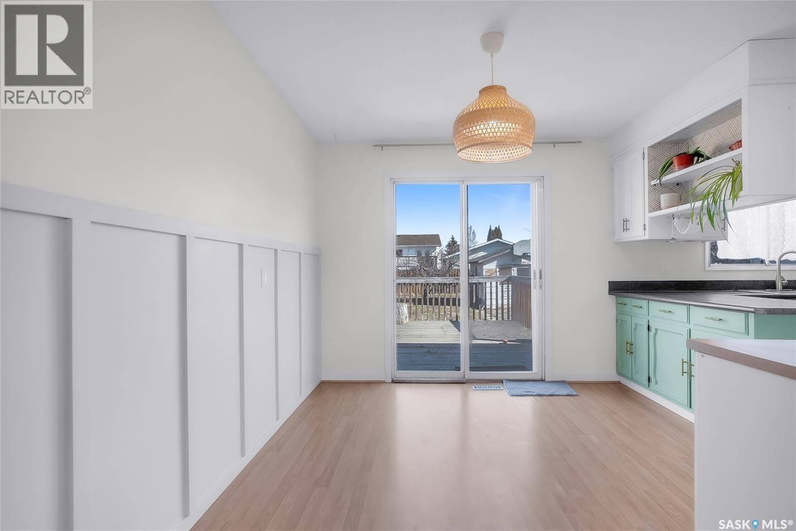 122 Clancy Drive, Saskatoon, Saskatchewan  S7M 4L2 - Photo 8 - SK033750