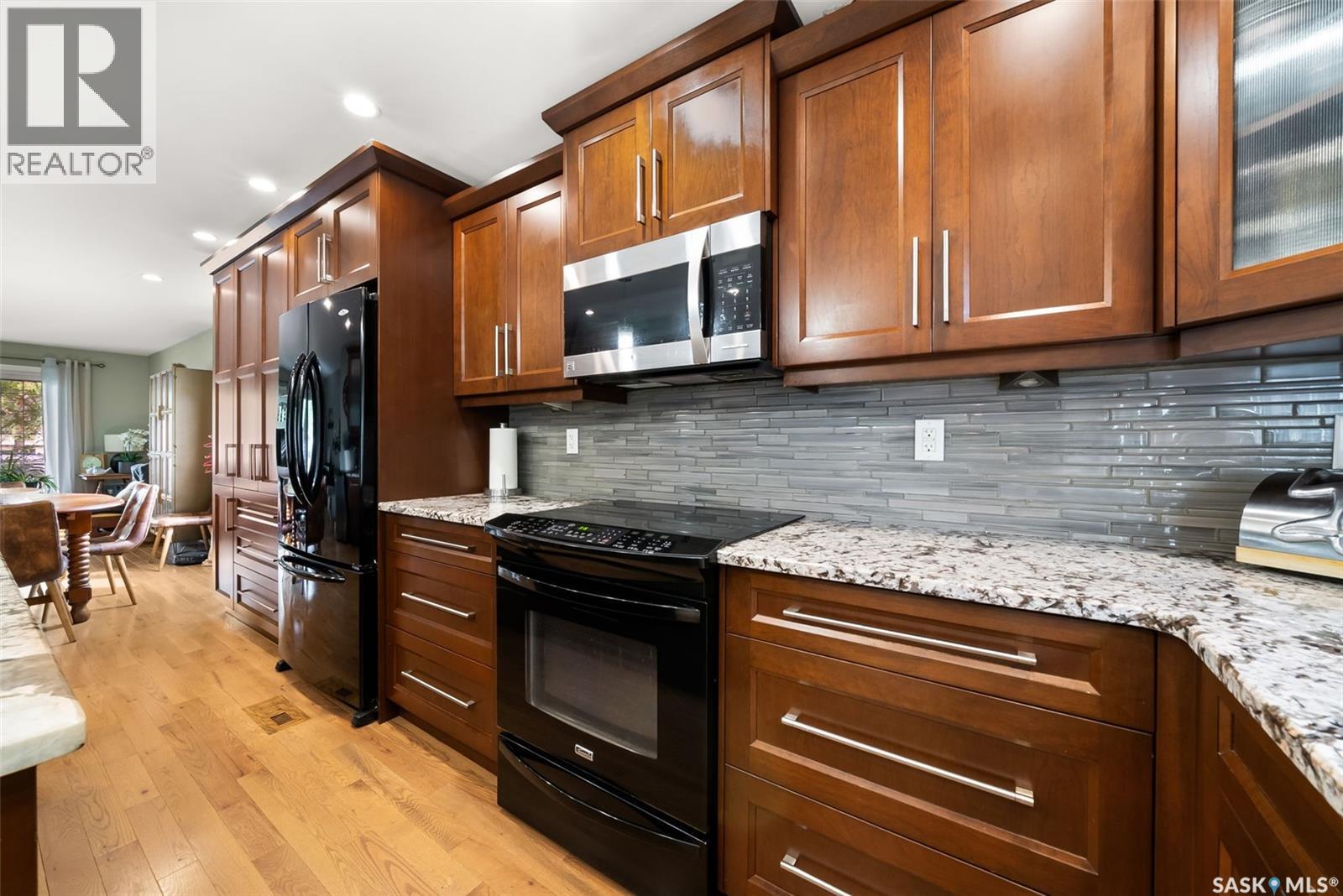 4834 Queen Street, Regina, Saskatchewan  S4S 6V8 - Photo 10 - SK033738