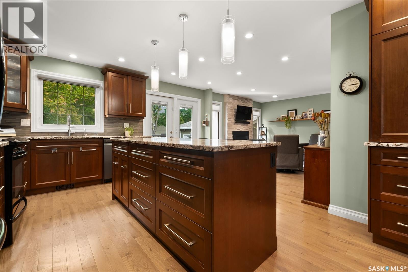 4834 Queen Street, Regina, Saskatchewan  S4S 6V8 - Photo 11 - SK033738