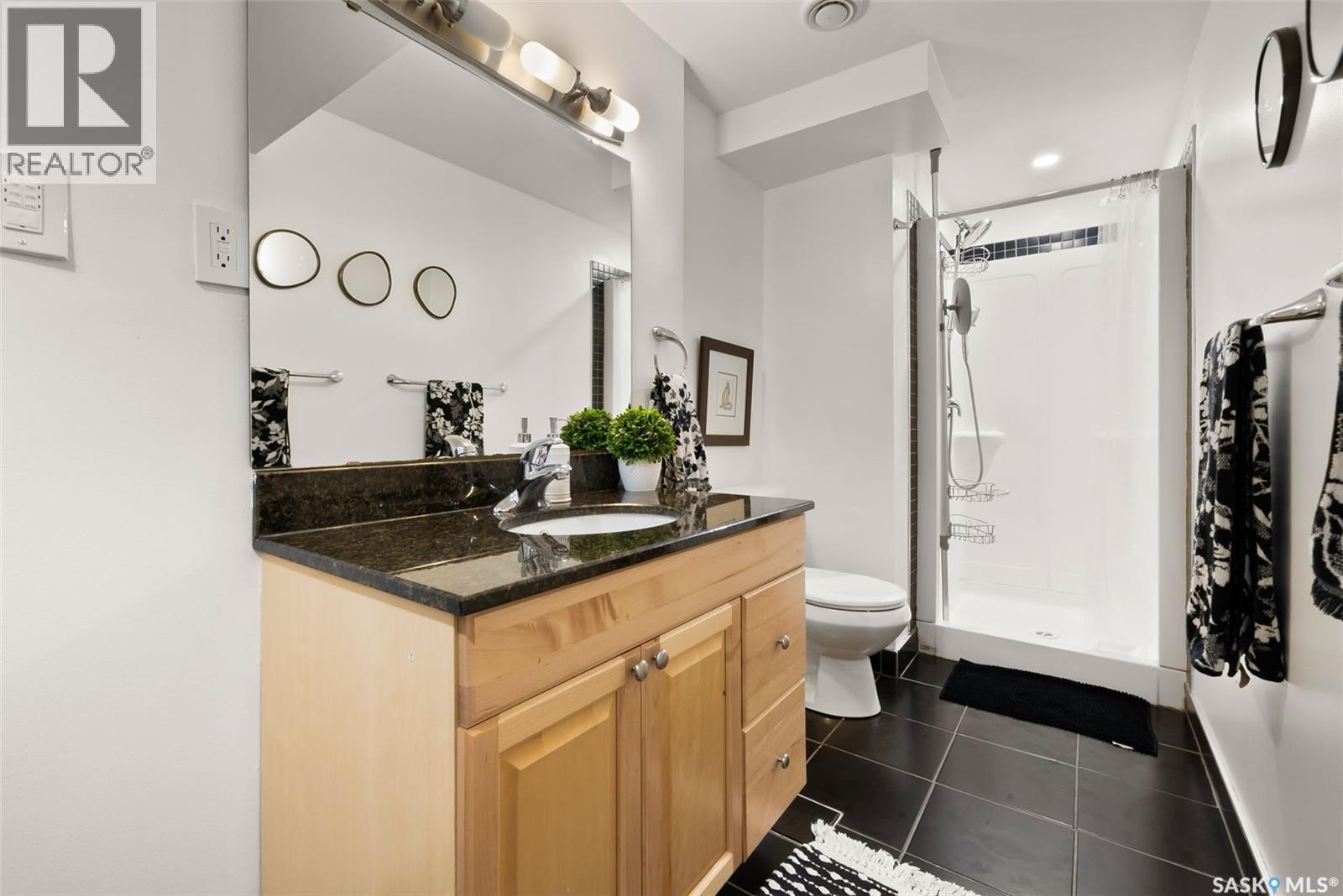 4834 Queen Street, Regina, Saskatchewan  S4S 6V8 - Photo 35 - SK033738