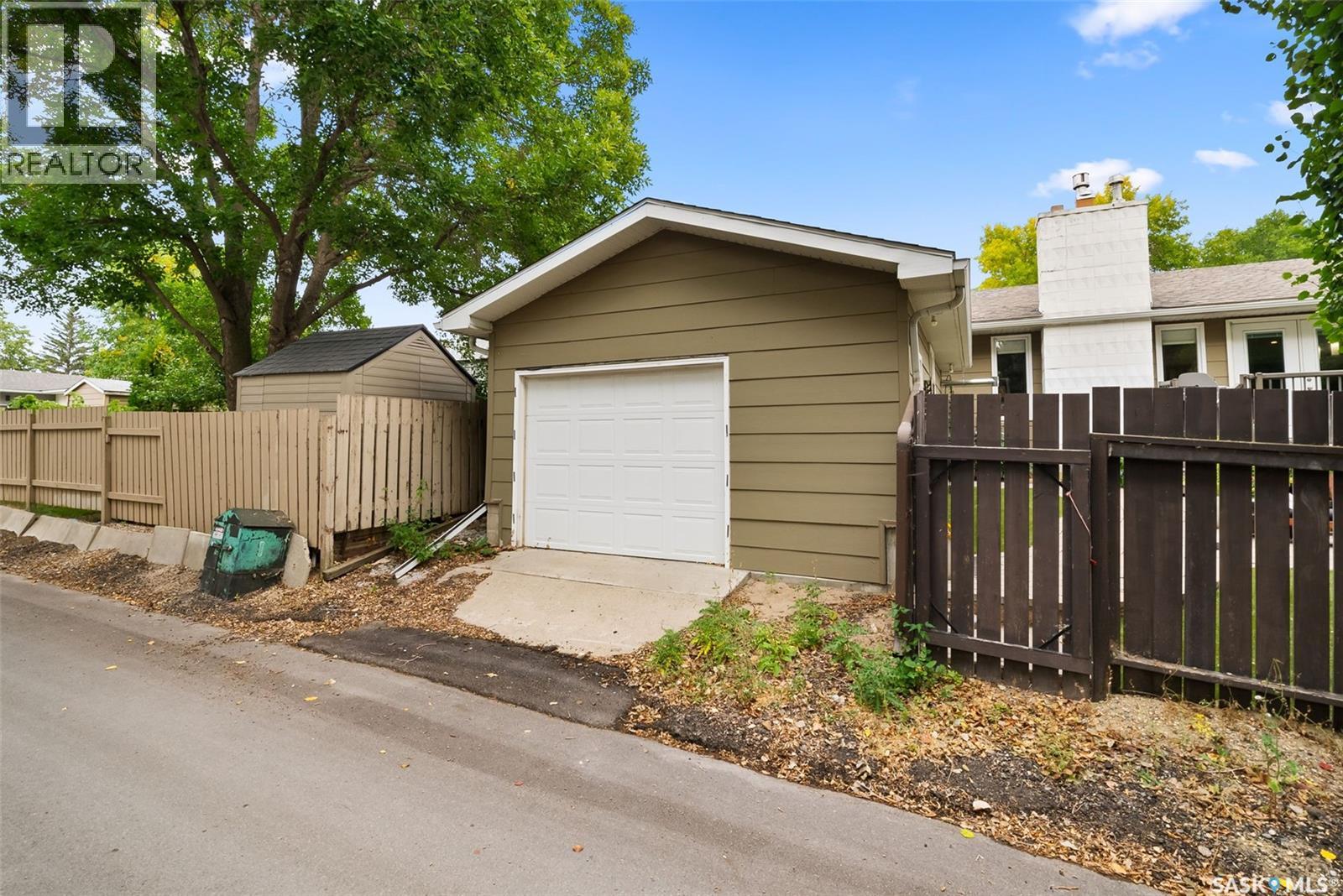 4834 Queen Street, Regina, Saskatchewan  S4S 6V8 - Photo 42 - SK033738