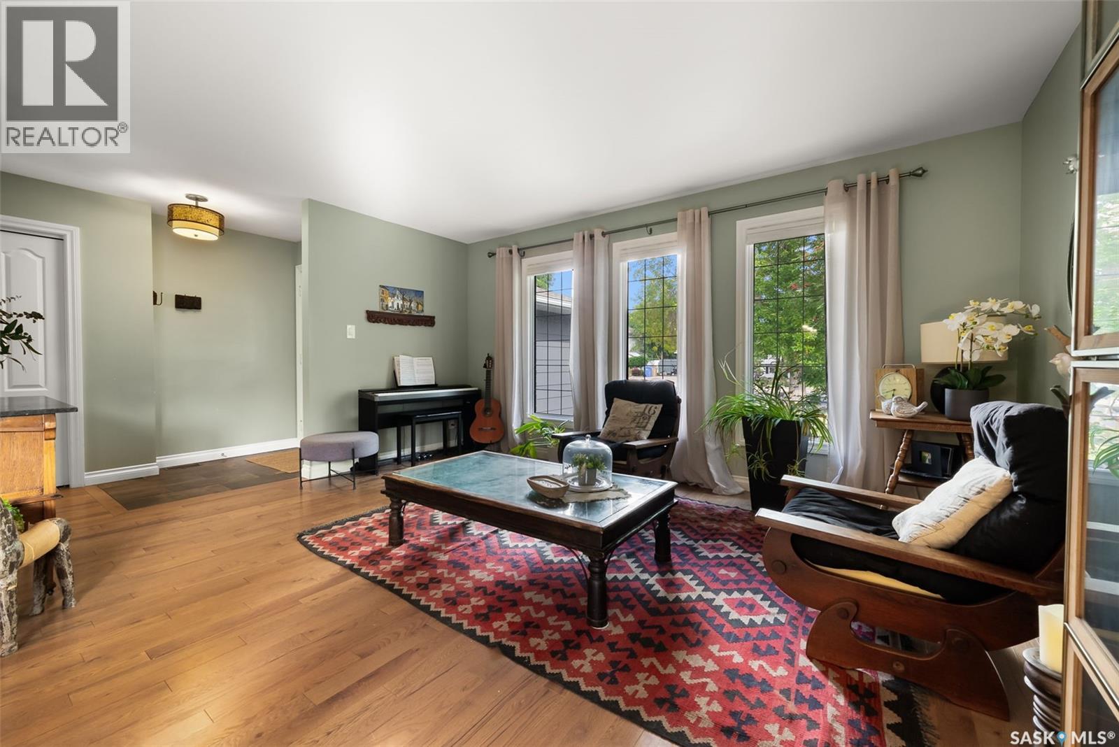 4834 Queen Street, Regina, Saskatchewan  S4S 6V8 - Photo 5 - SK033738