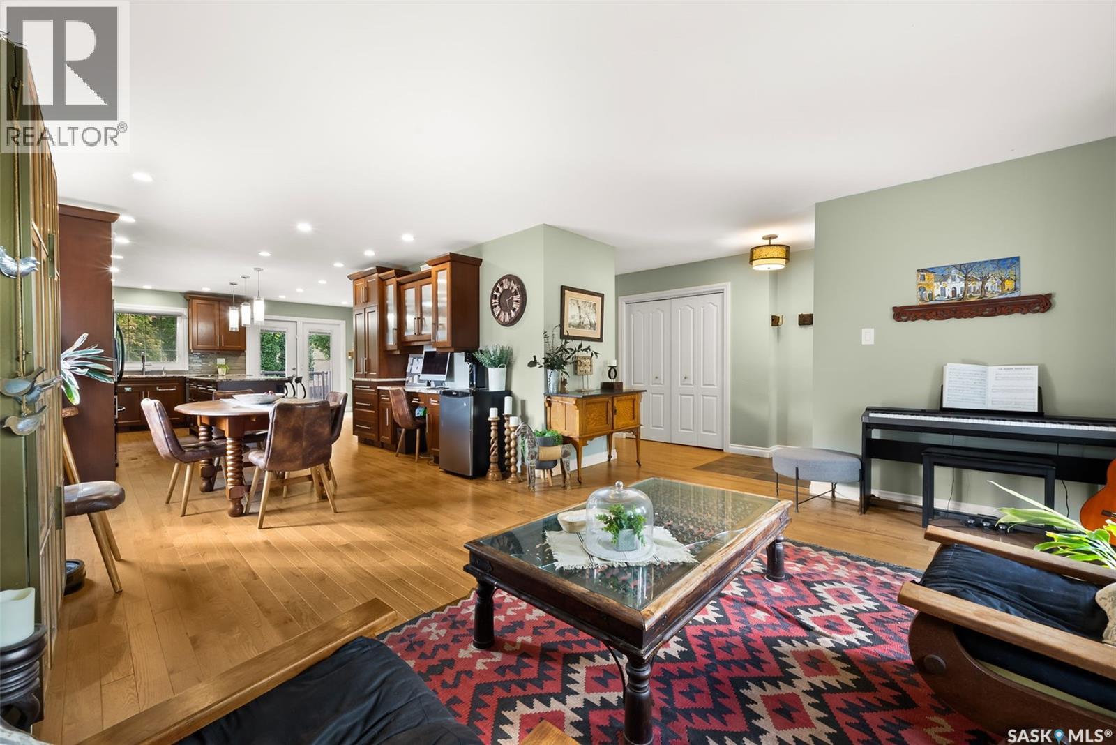 4834 Queen Street, Regina, Saskatchewan  S4S 6V8 - Photo 7 - SK033738